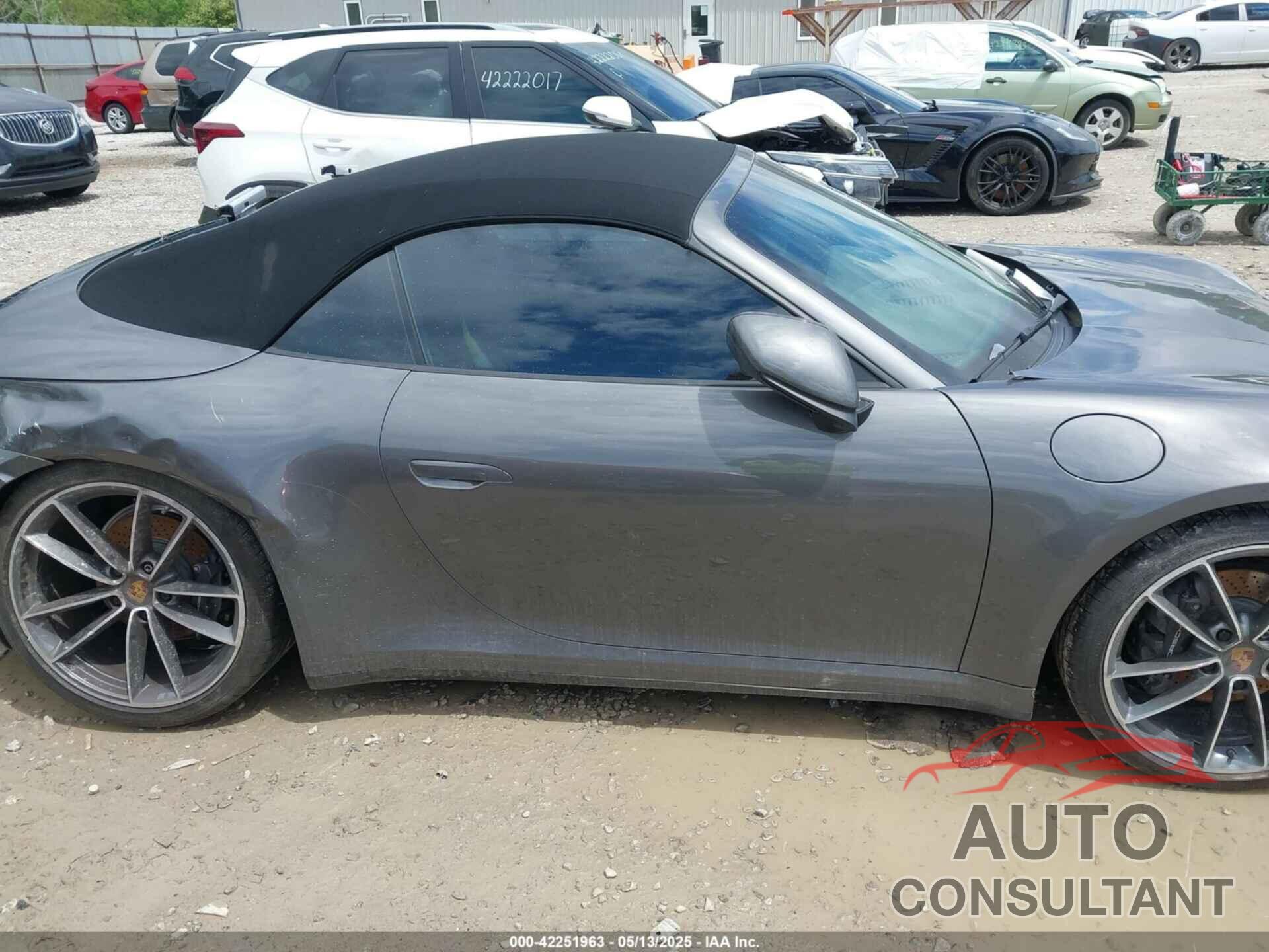 PORSCHE 911 2022 - WP0CA2A98NS236295