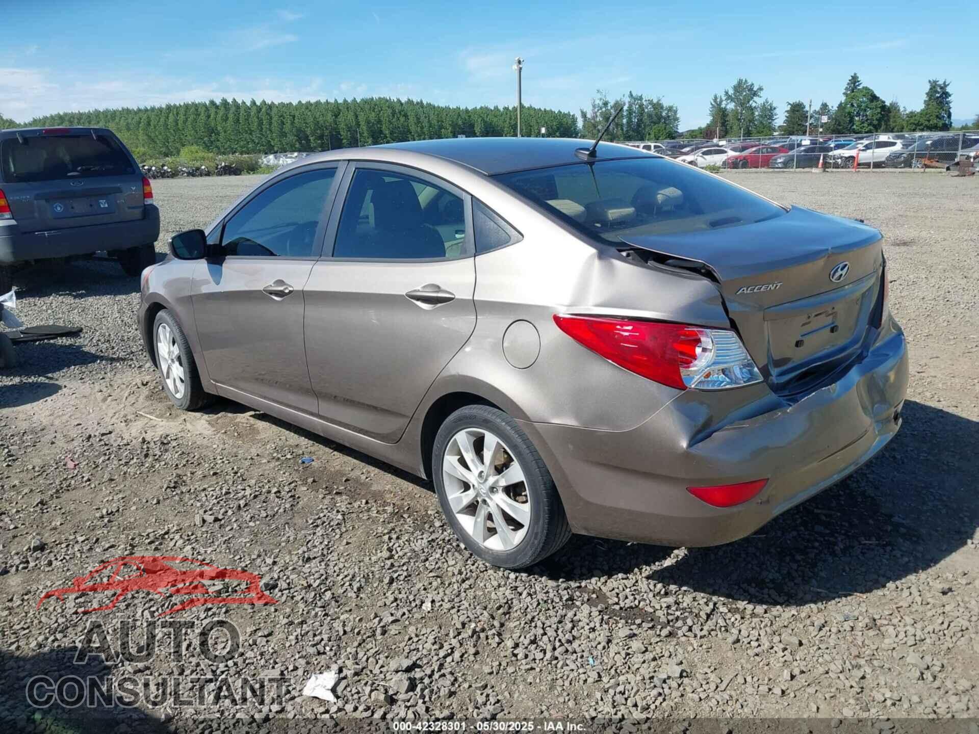 HYUNDAI ACCENT 2012 - KMHCU4AE3CU084746