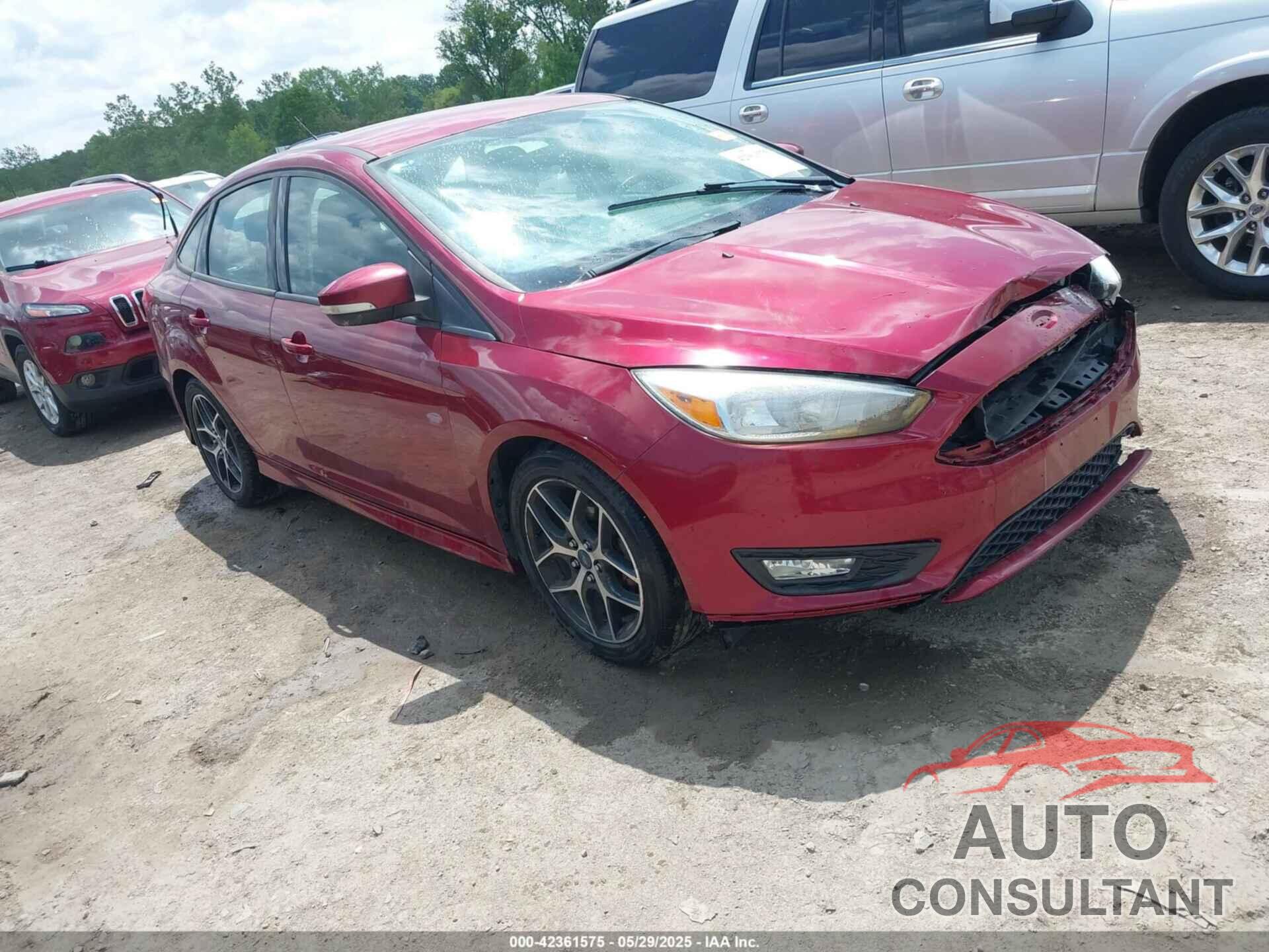 FORD FOCUS 2015 - 1FADP3F28FL235217