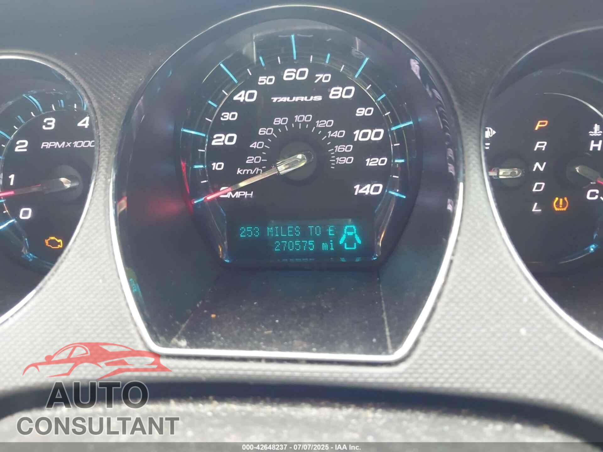 FORD TAURUS 2011 - 1FAHP2DW4BG145759