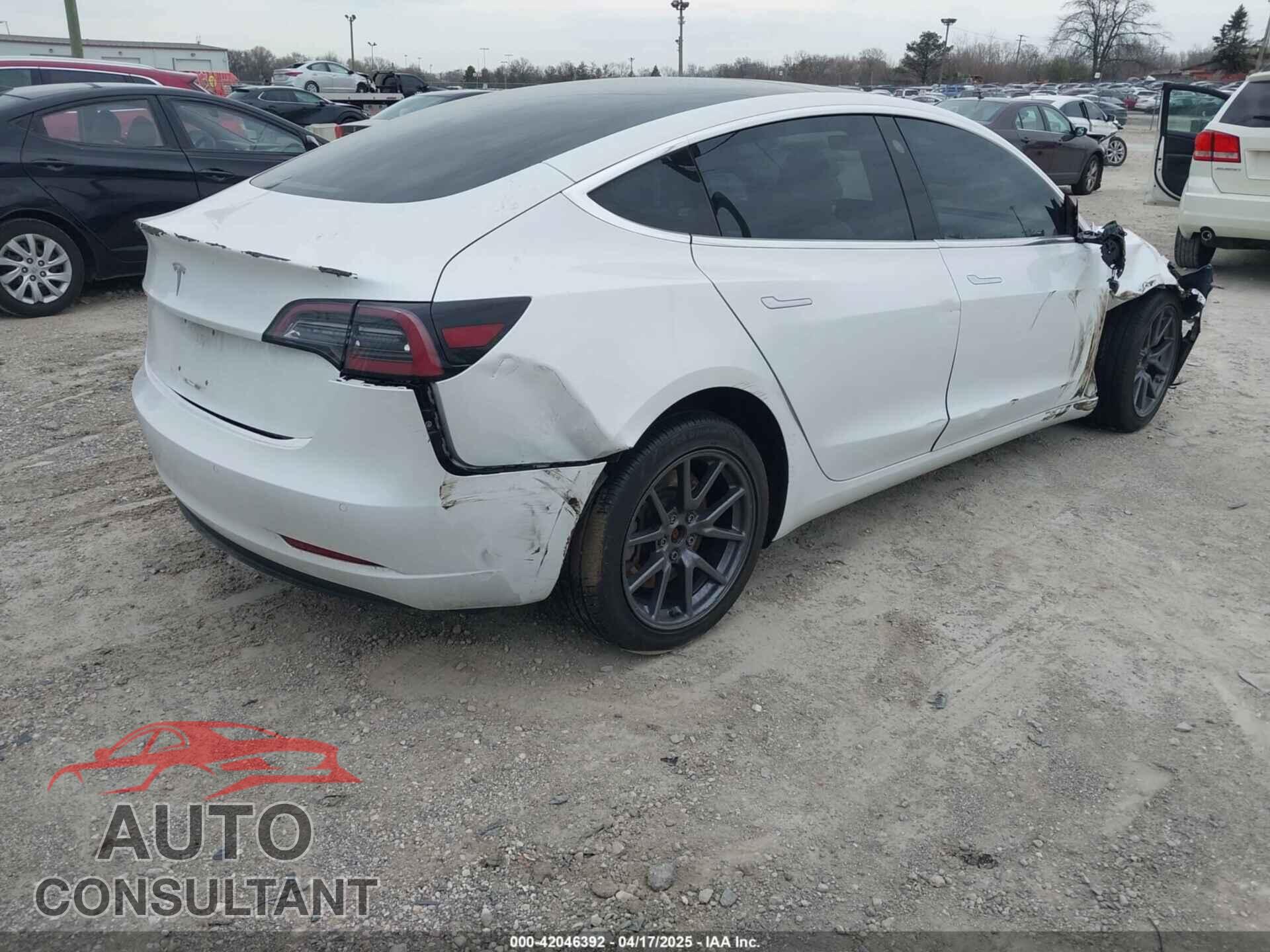 TESLA MODEL 3 2018 - 5YJ3E1EA5JF155507