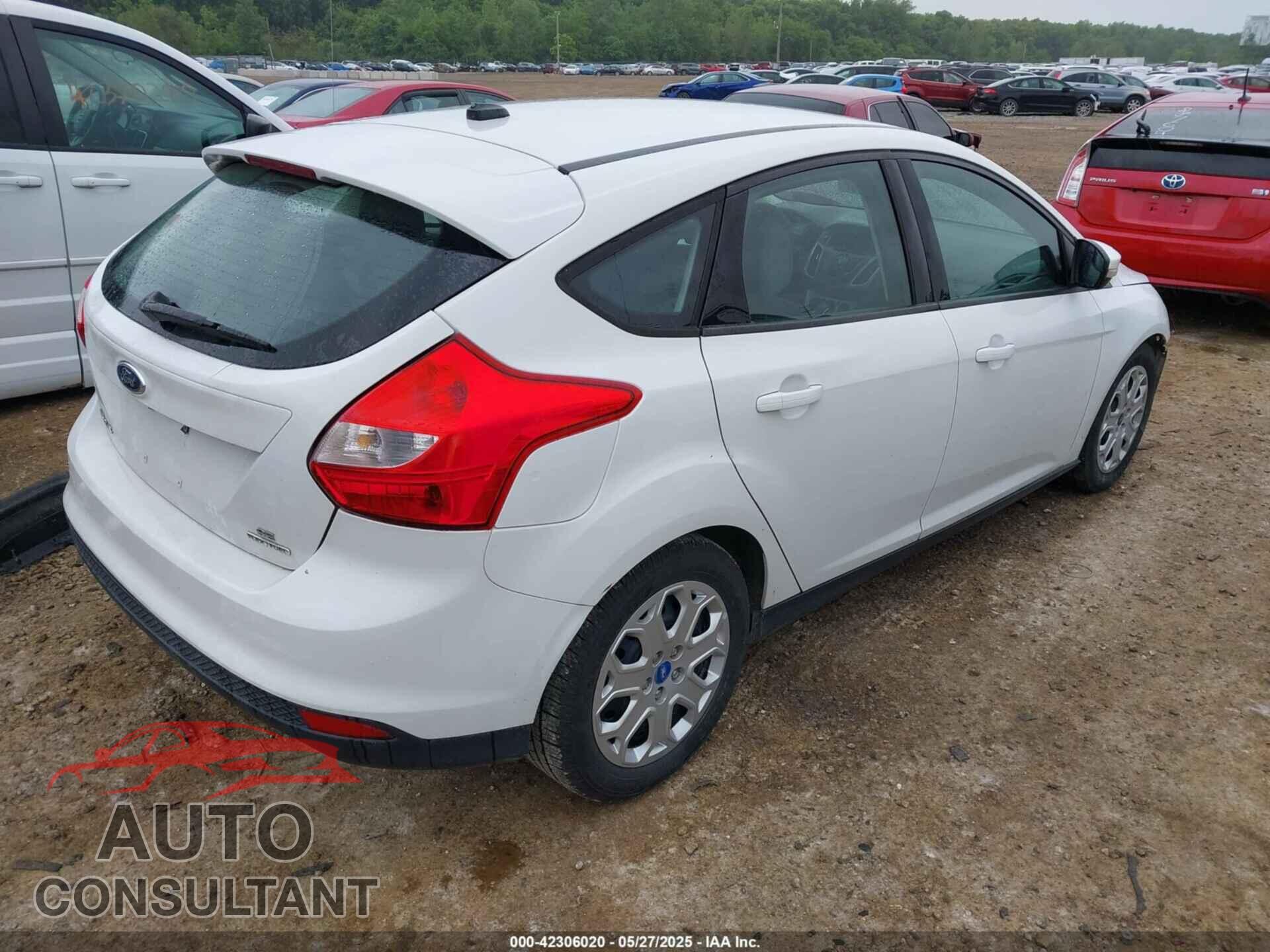 FORD FOCUS 2014 - 1FADP3K21EL376148