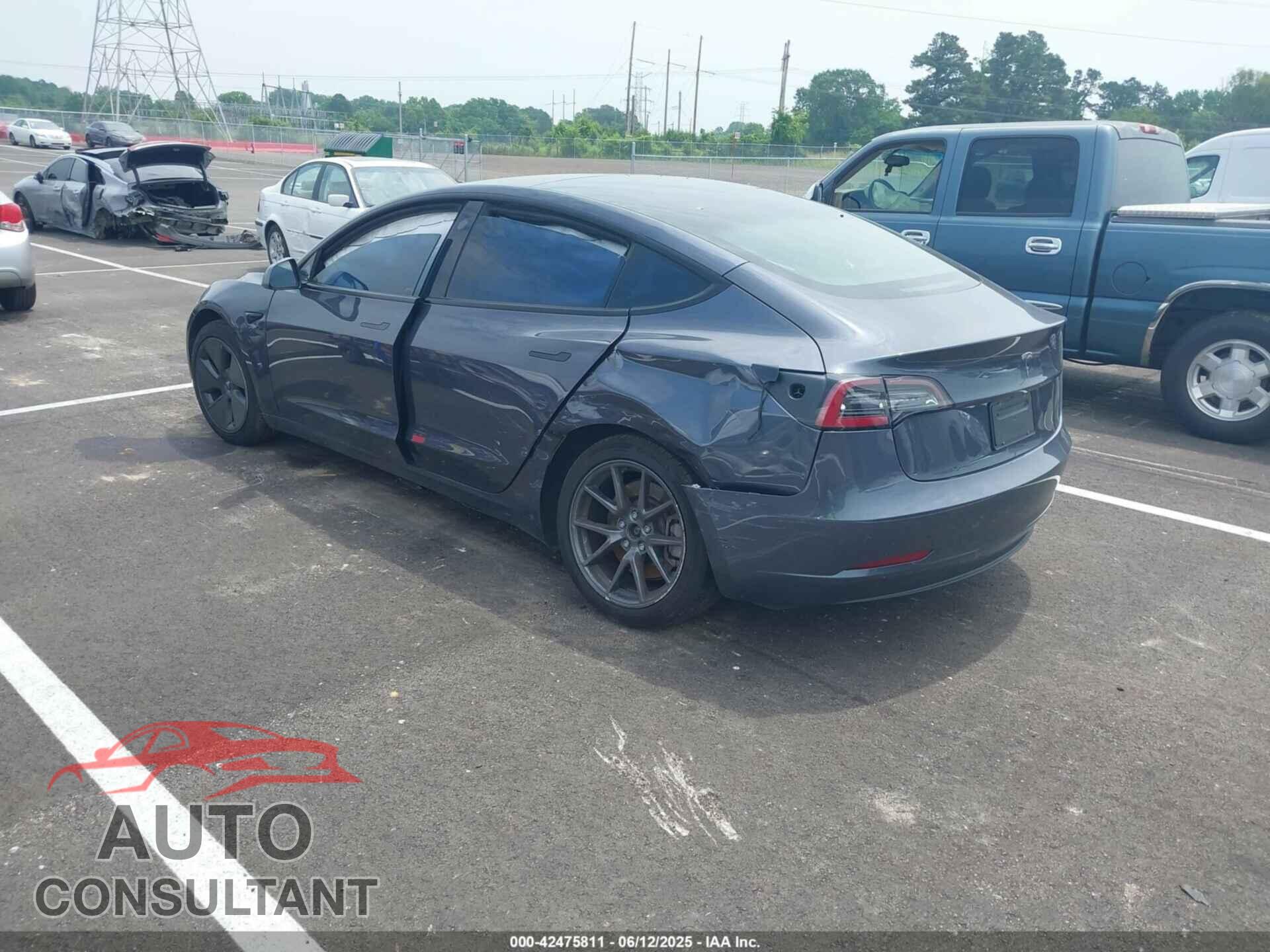 TESLA MODEL 3 2023 - 5YJ3E1EA0PF495110