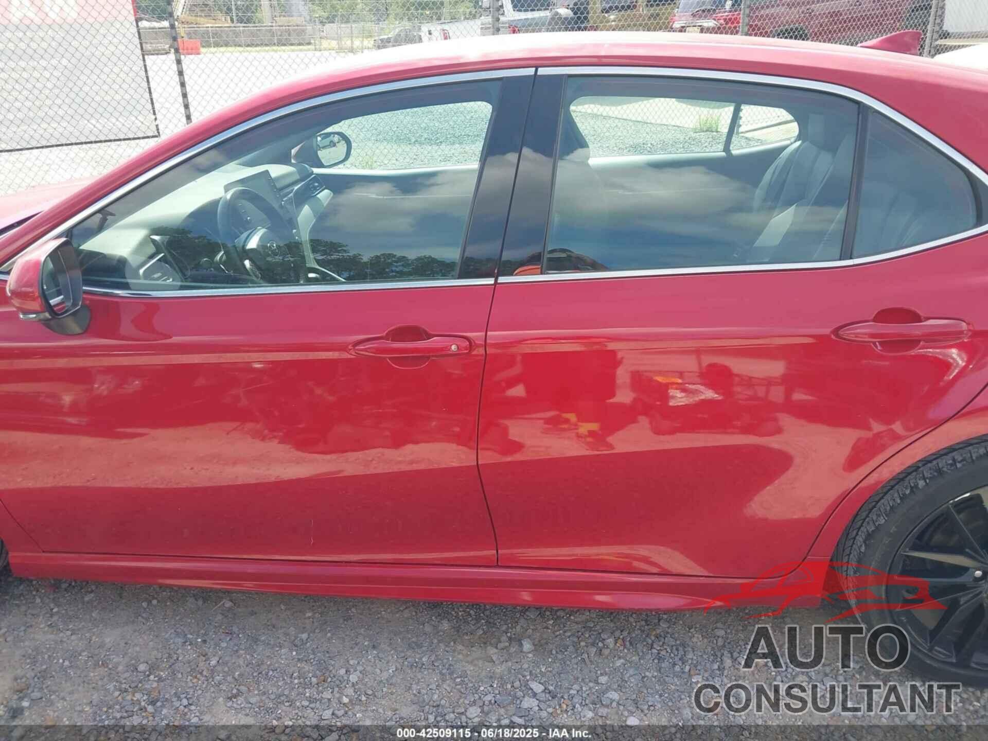 TOYOTA CAMRY 2023 - 4T1K61AK2PU165169