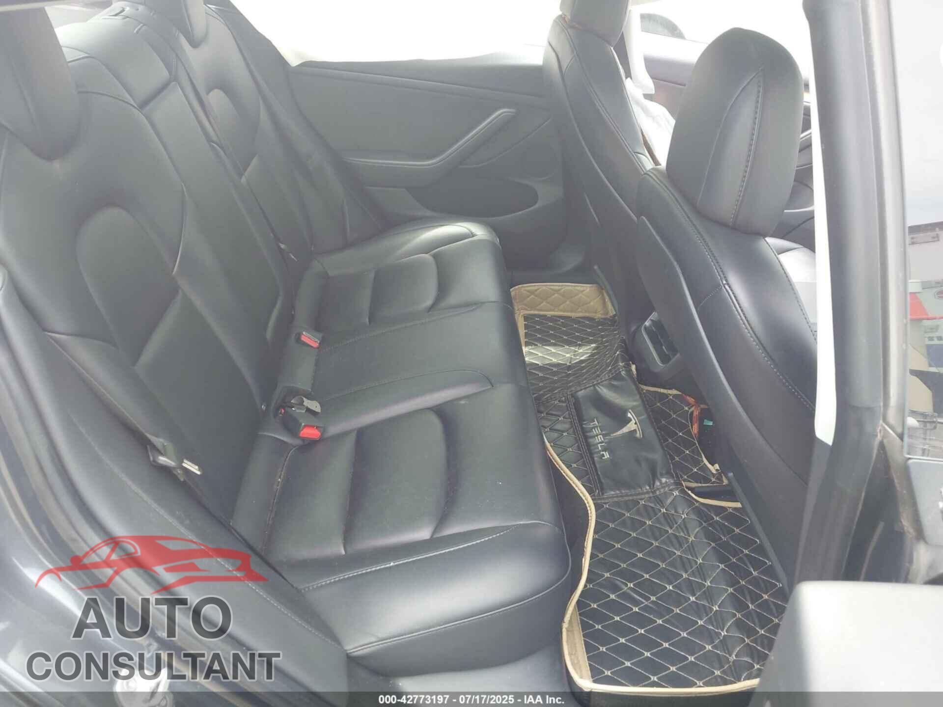 TESLA MODEL 3 2023 - 5YJ3E1EA2PF402765