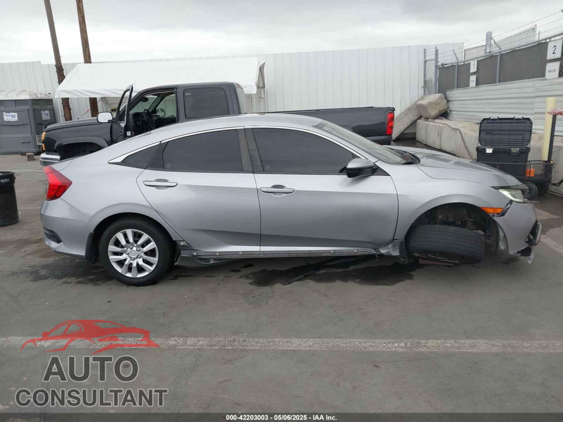 HONDA CIVIC 2019 - 2HGFC2F63KH558675