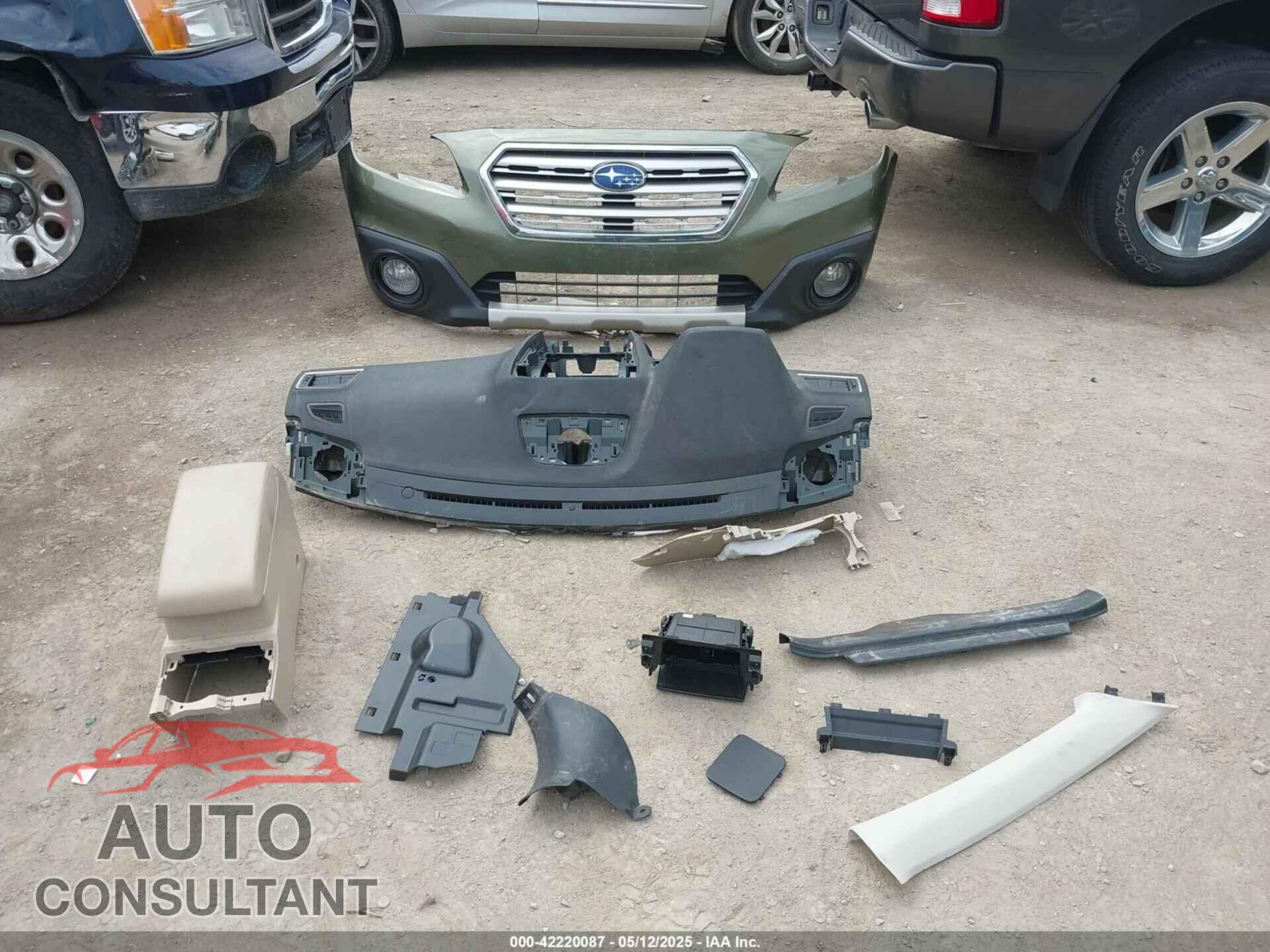 SUBARU OUTBACK 2017 - 4S4BSAAC7H3218329