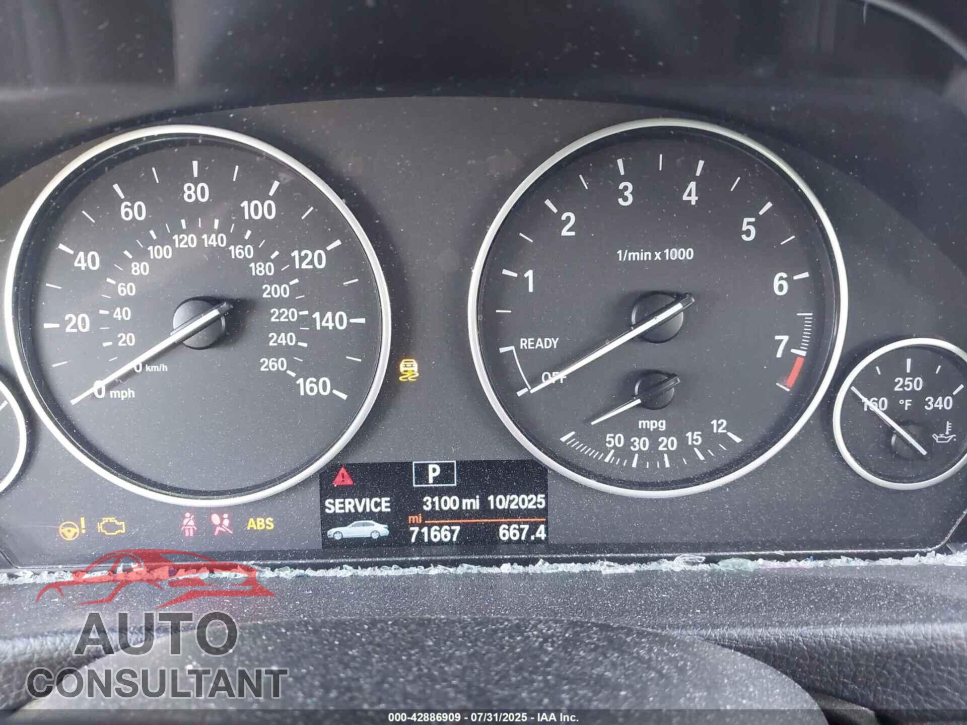 BMW 320I 2018 - WBA8A9C51JAH12895