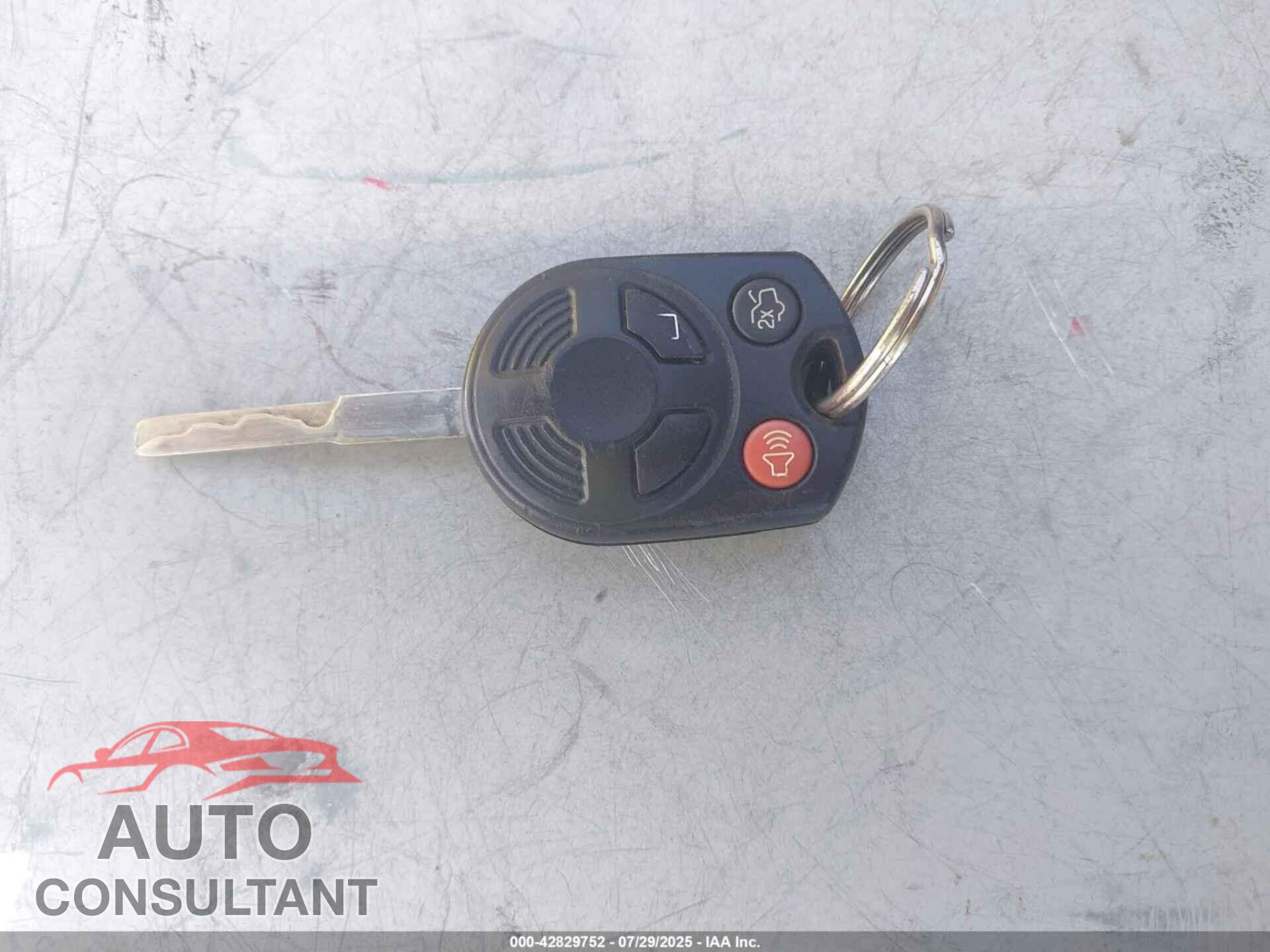 FORD FOCUS 2017 - 1FADP3F23HL235628
