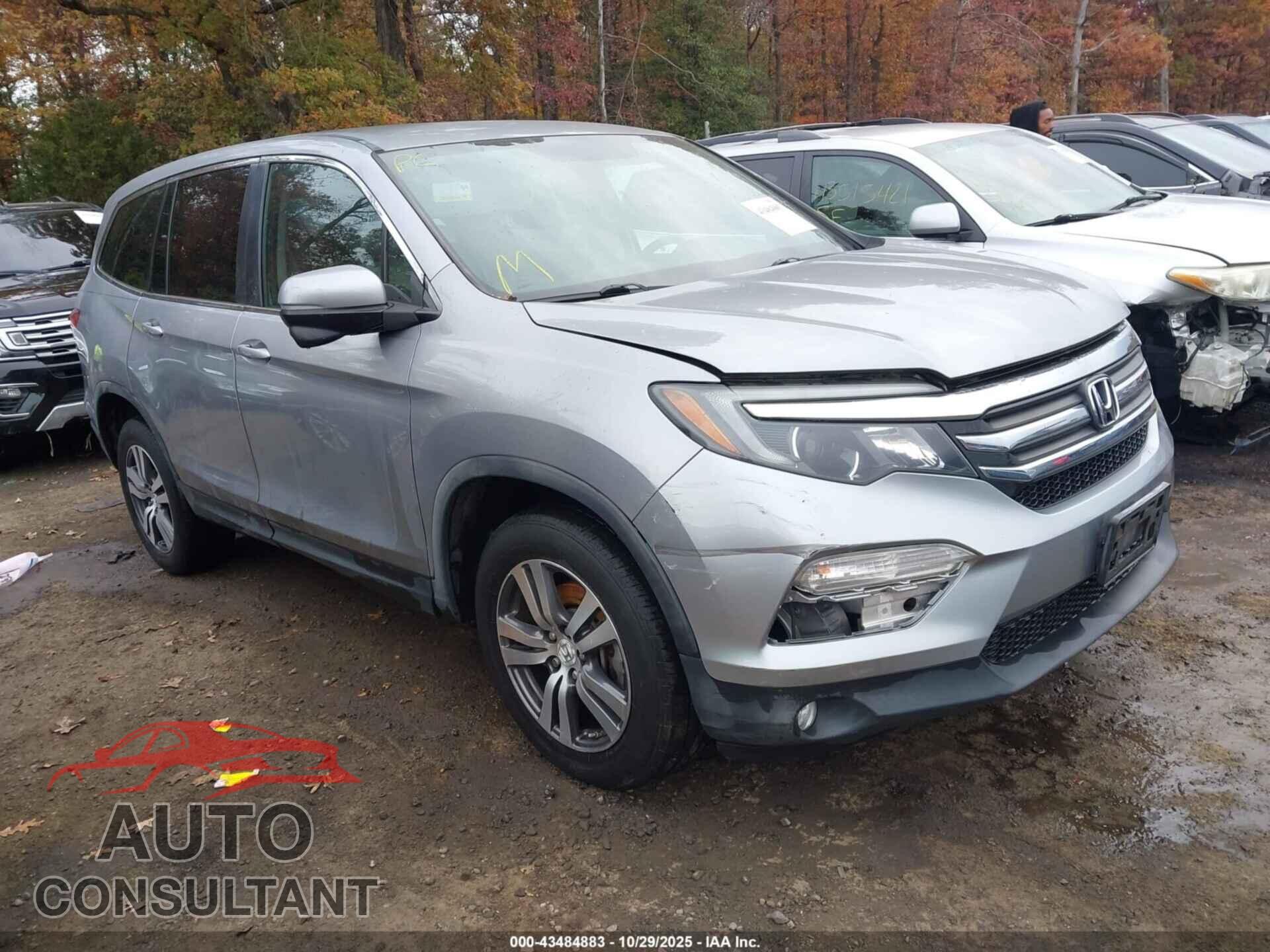 HONDA PILOT 2017 - 5FNYF6H35HB078581