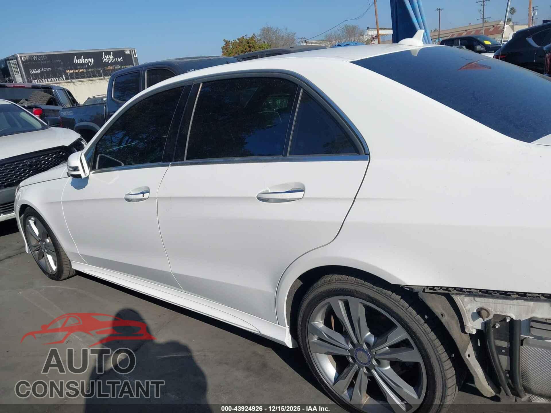 MERCEDES-BENZ E 350 2014 - WDDHF5KB4EB013025