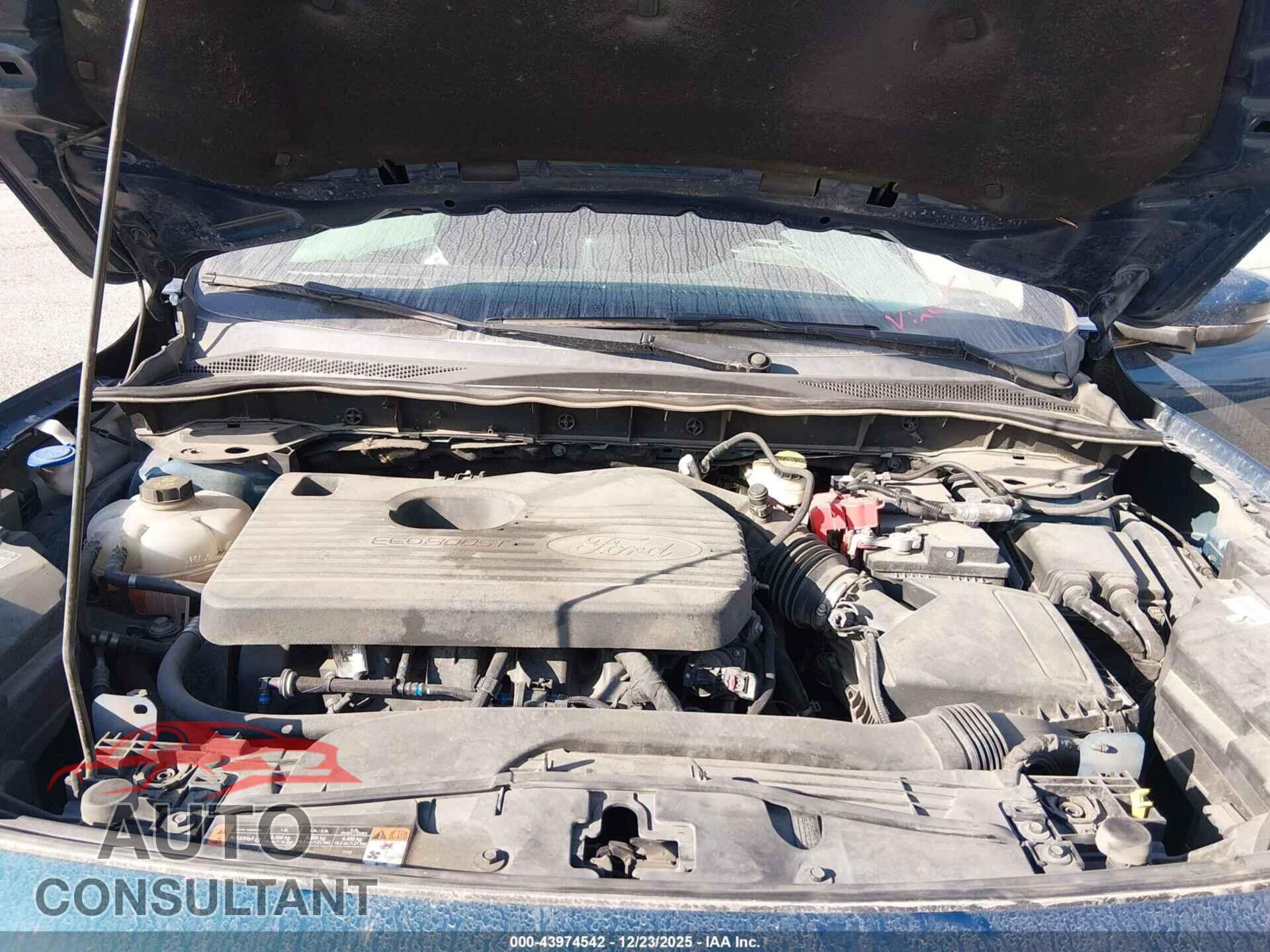 FORD ESCAPE 2020 - 1FMCU9J91LUA27493