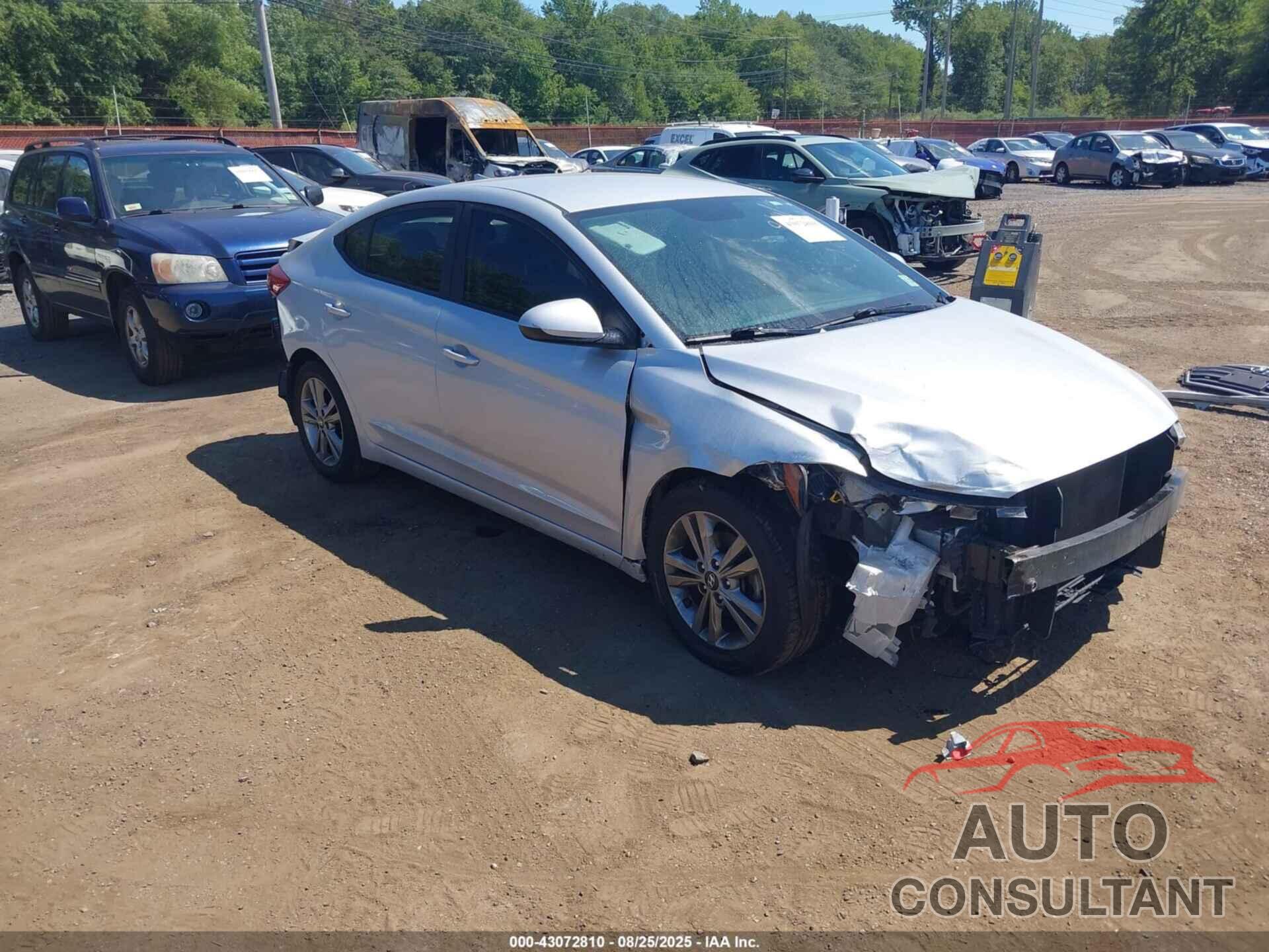 HYUNDAI ELANTRA 2018 - KMHD84LF1JU467757