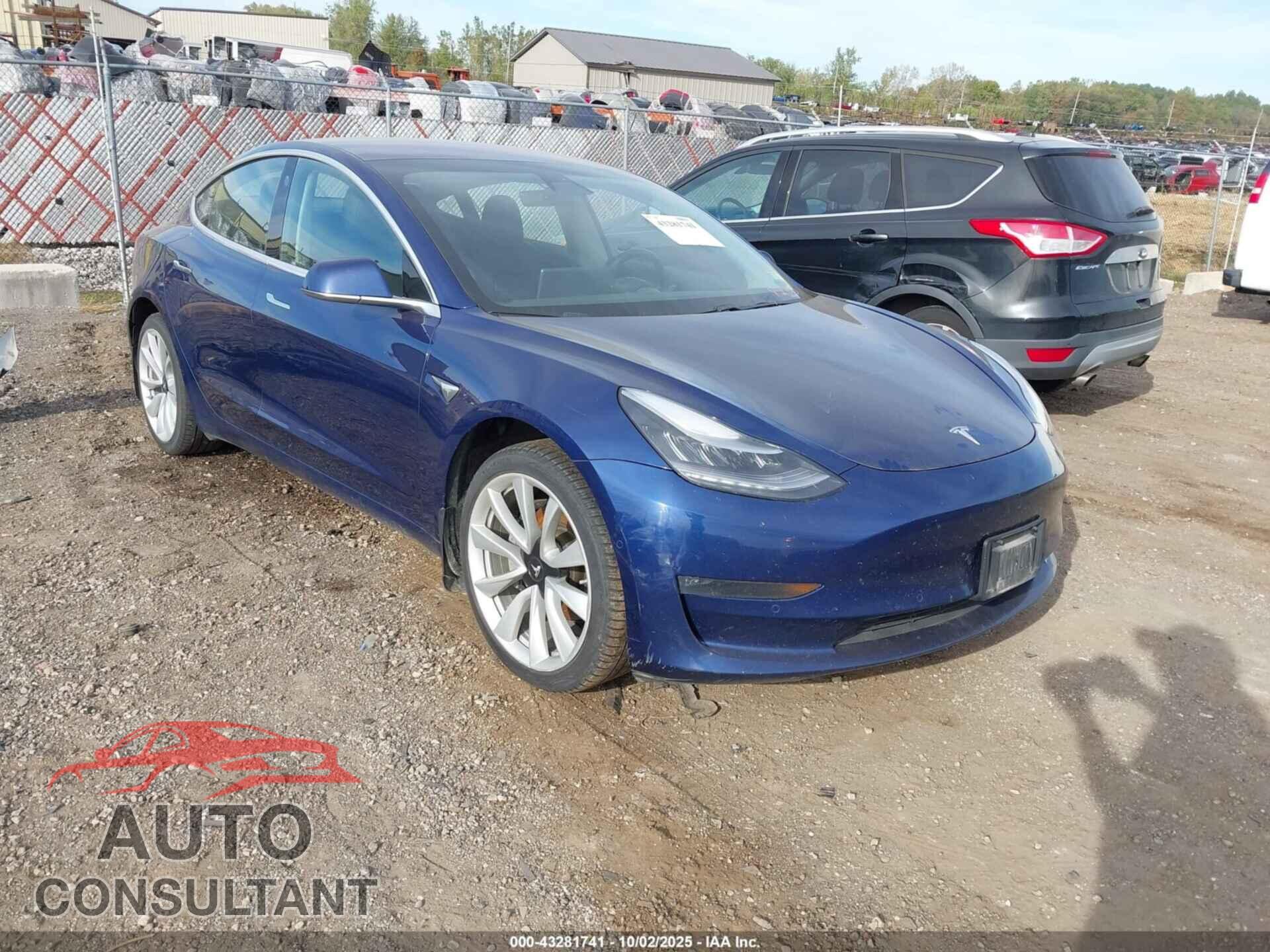 TESLA MODEL 3 2018 - 5YJ3E1EA7JF032923