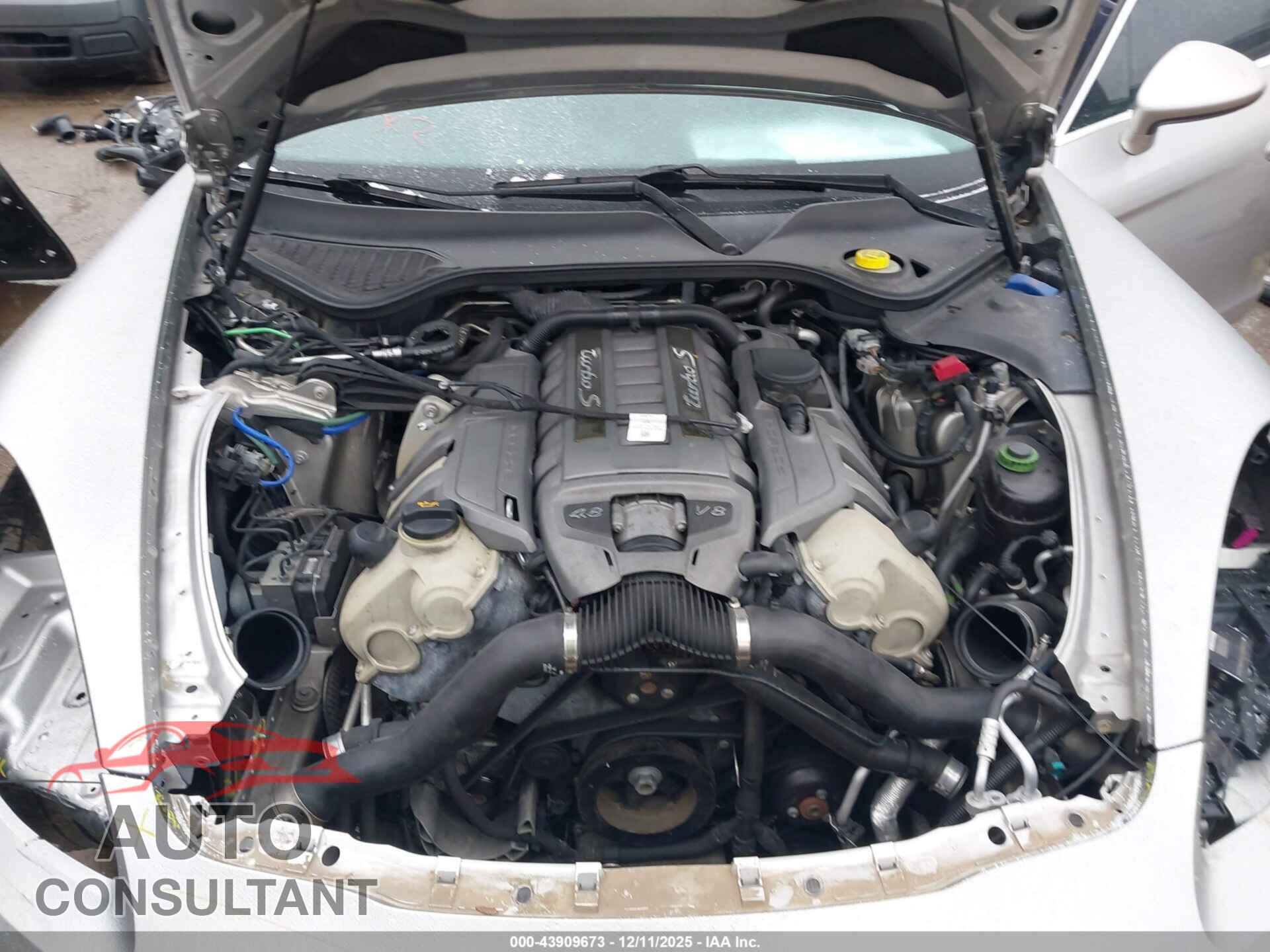 PORSCHE PANAMERA 2012 - WP0AC2A7XCL090022