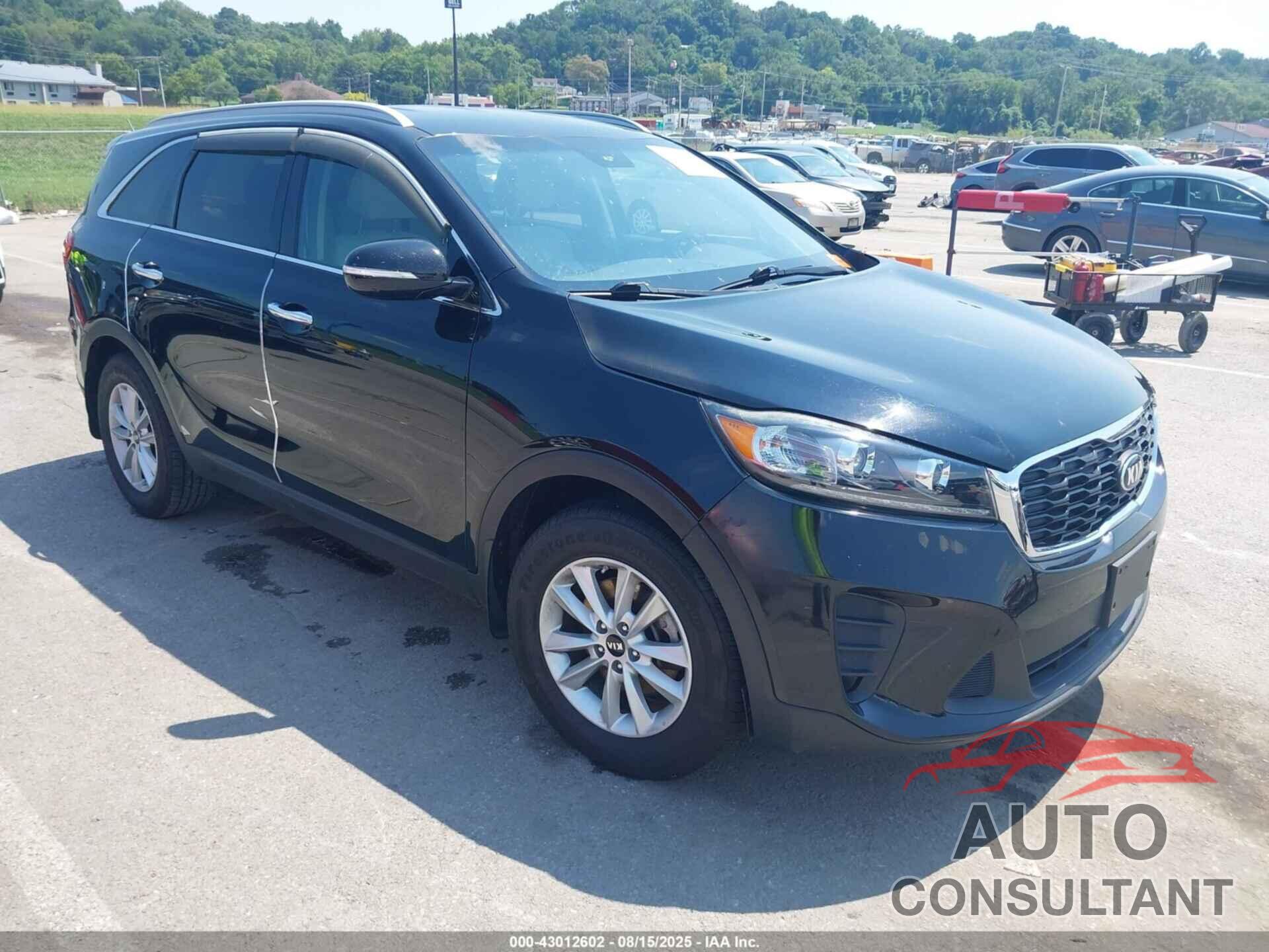 KIA SORENTO 2019 - 5XYPG4A35KG572575