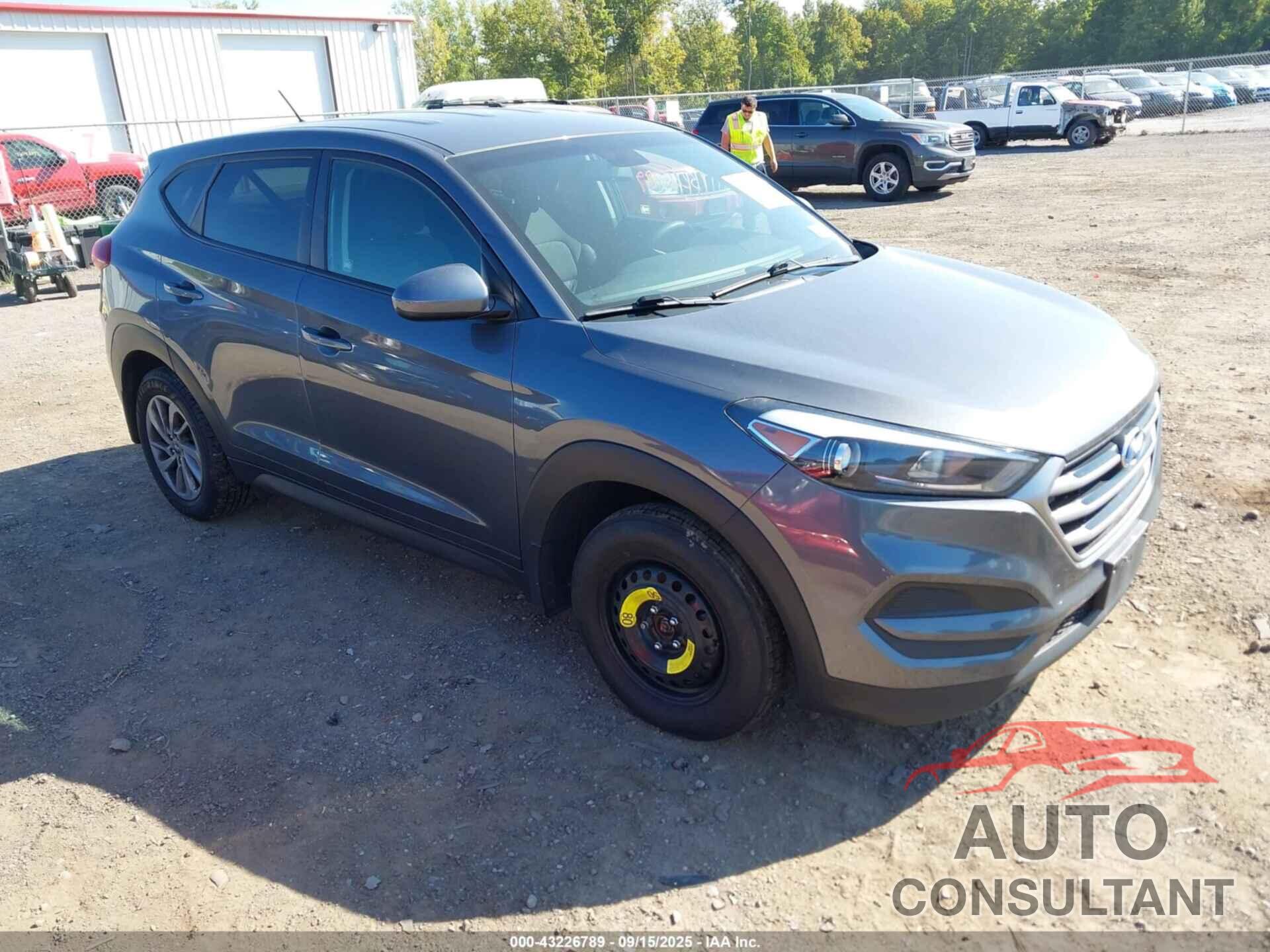 HYUNDAI TUCSON 2018 - KM8J2CA45JU647629