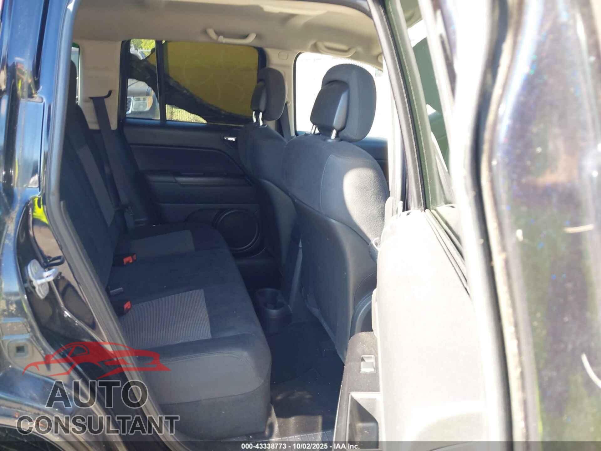 JEEP COMPASS 2011 - 1J4NF1FBXBD135687