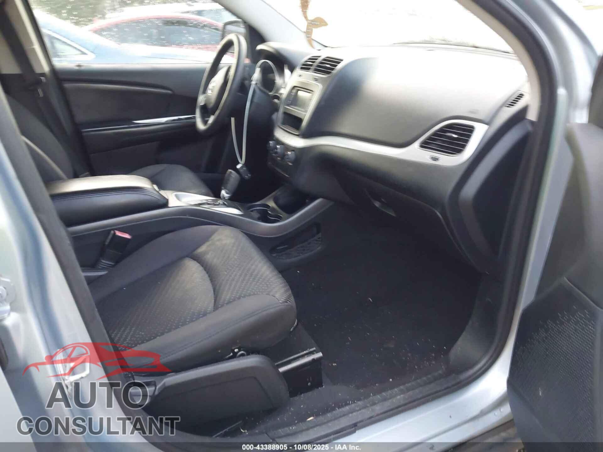 DODGE JOURNEY 2013 - 3C4PDCBB5DT556817