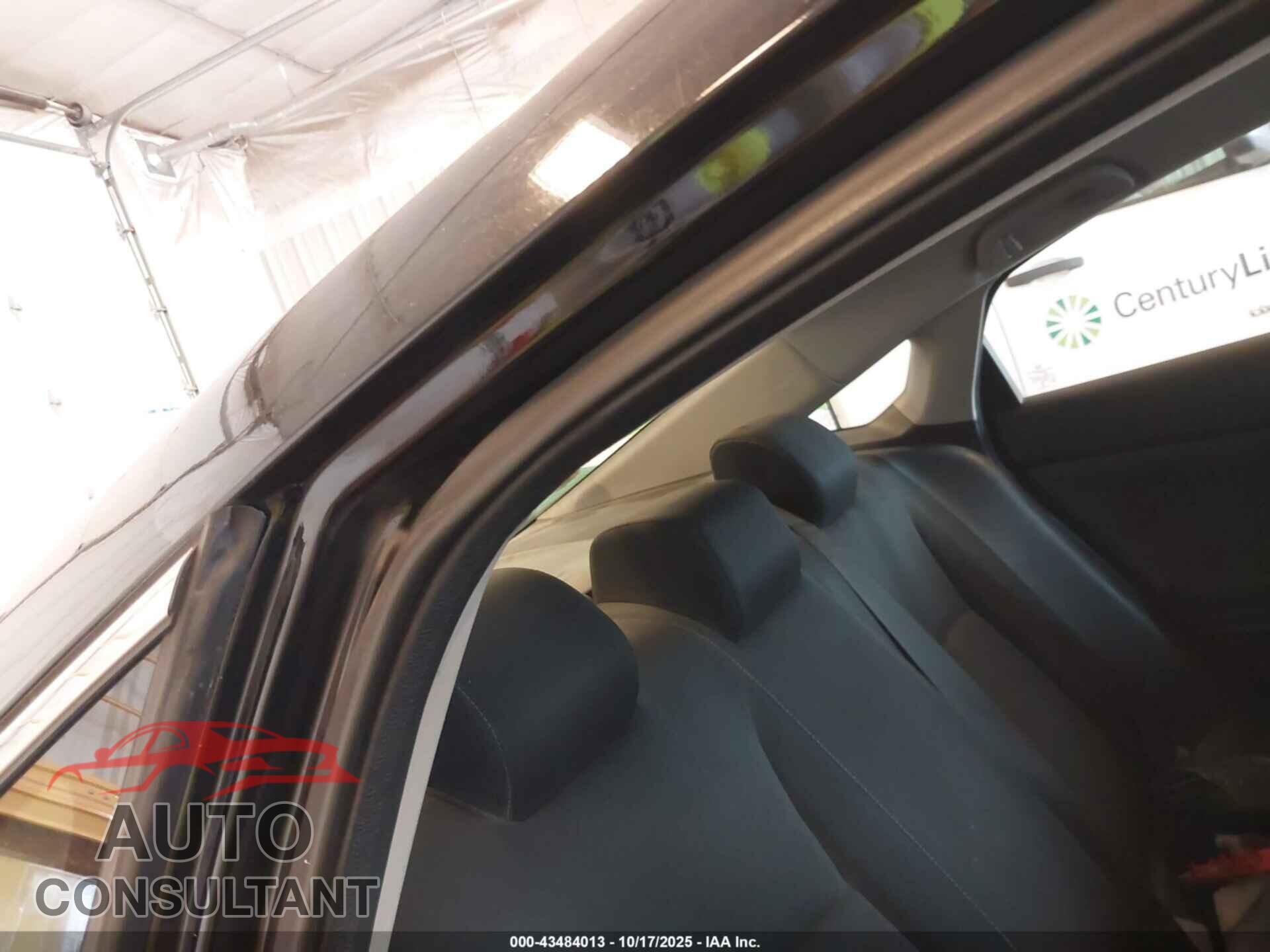 HONDA CIVIC 2017 - 19XFC2F55HE012258