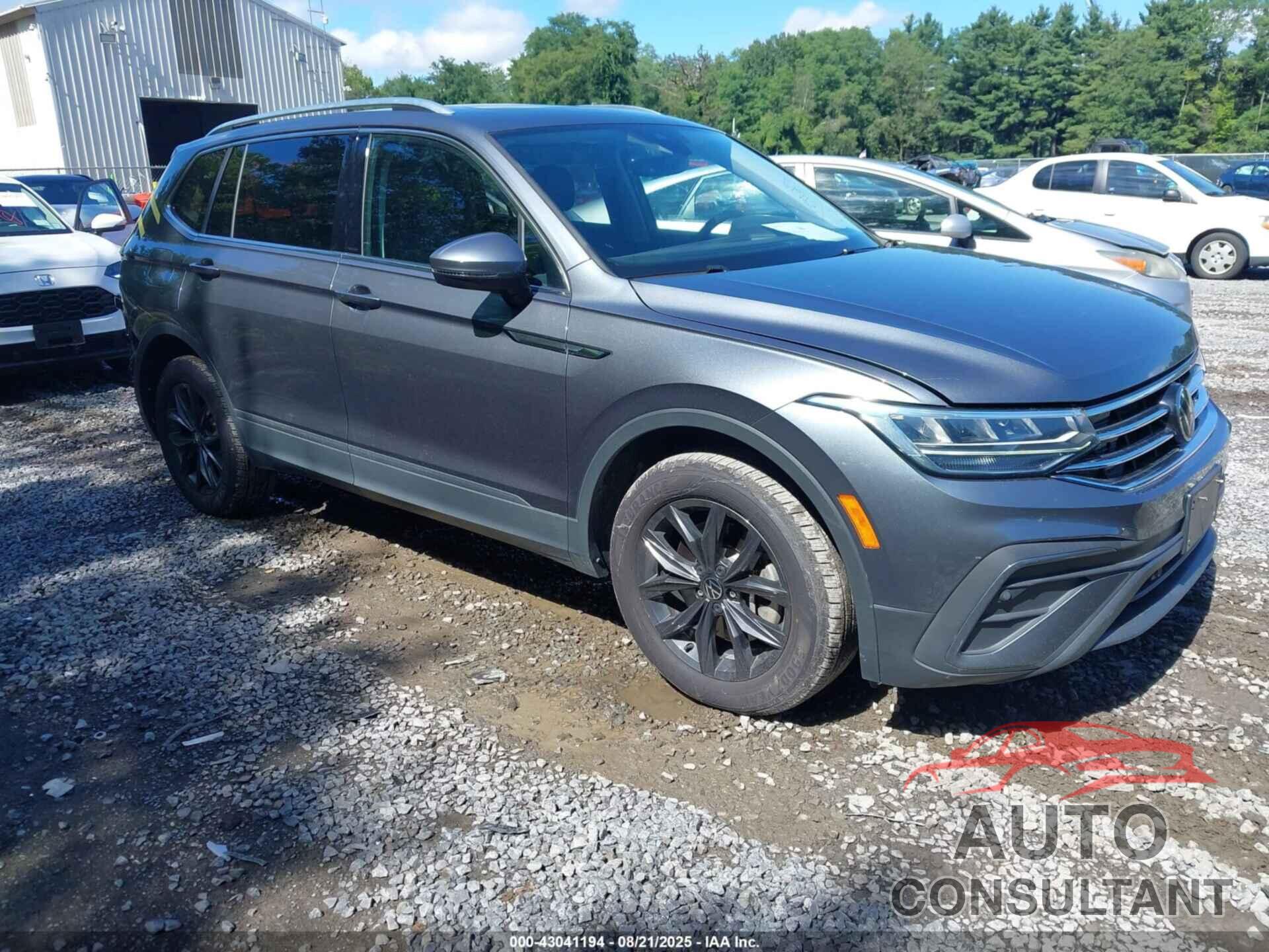 VOLKSWAGEN TIGUAN 2022 - 3VV2B7AX0NM031472