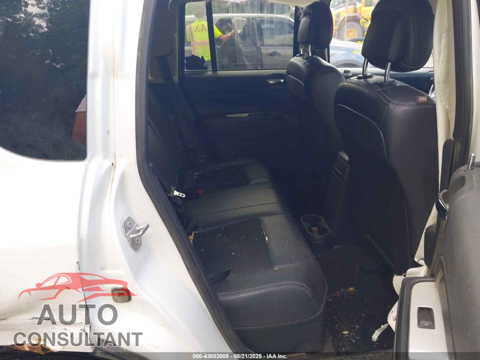 JEEP COMPASS 2016 - 1C4NJCEB2GD601878