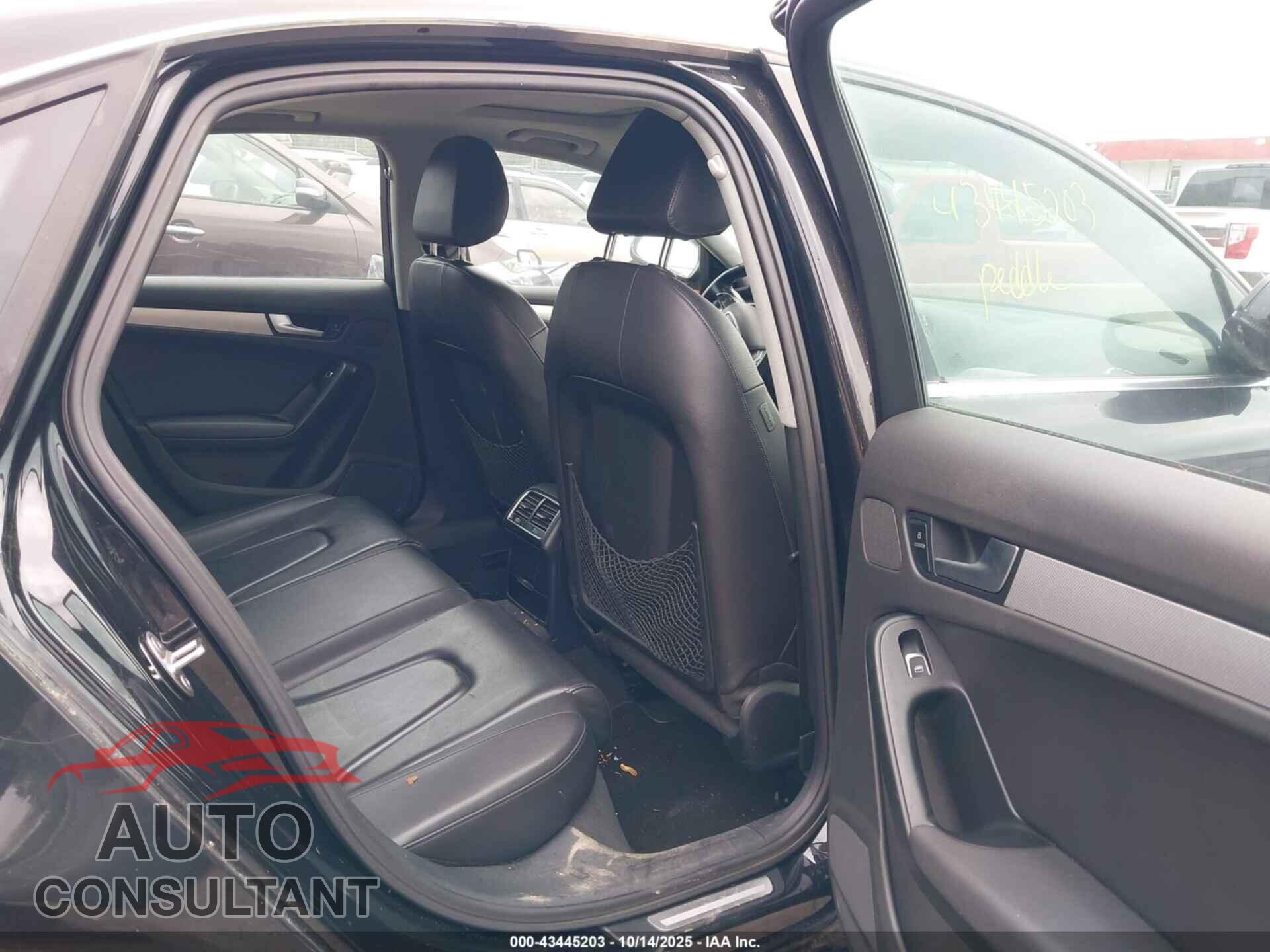AUDI A4 2013 - WAUEFAFL2DN043532