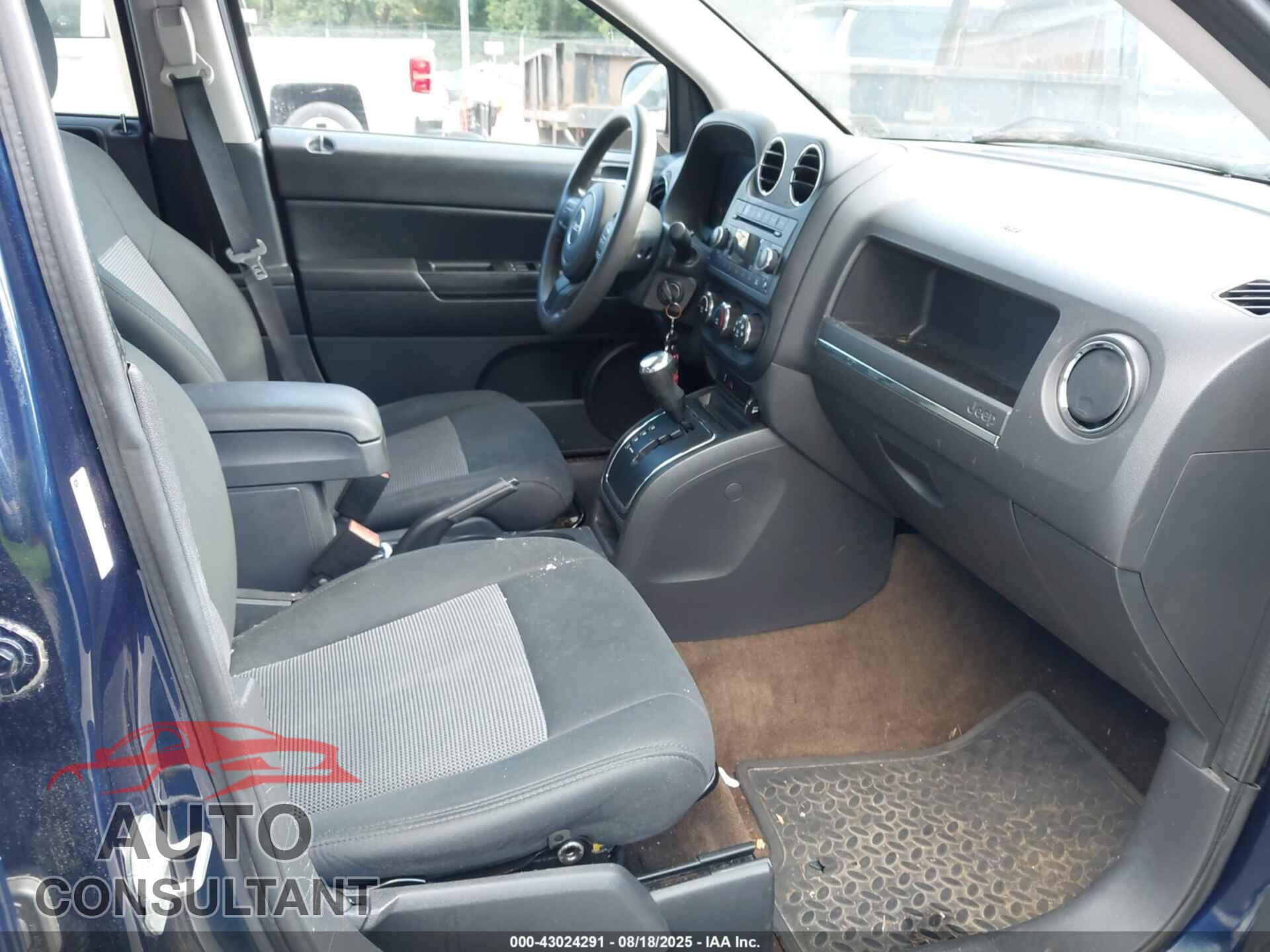 JEEP COMPASS 2013 - 1C4NJDBB8DD246219