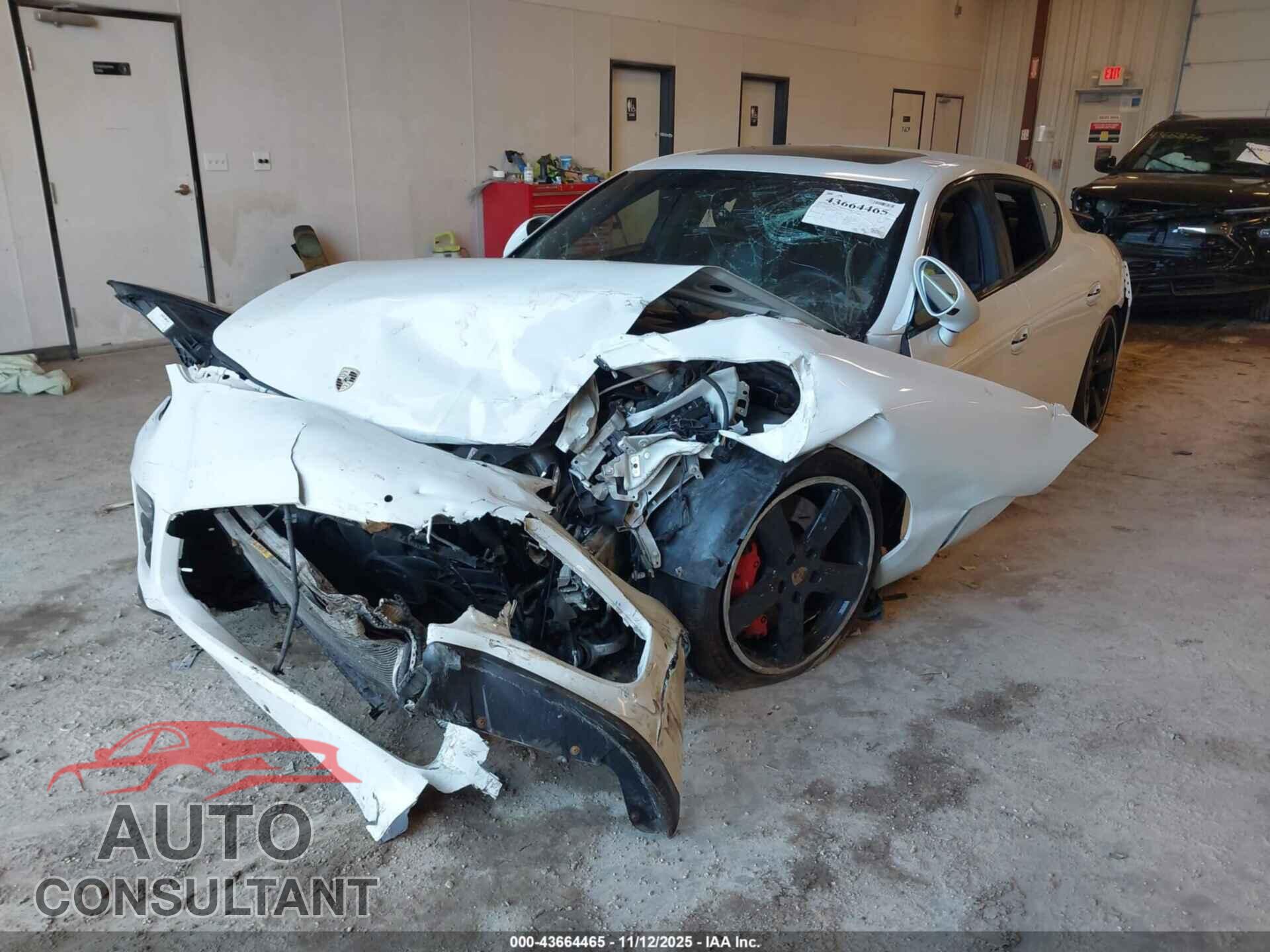 PORSCHE PANAMERA 2016 - WP0AF2A70GL080368