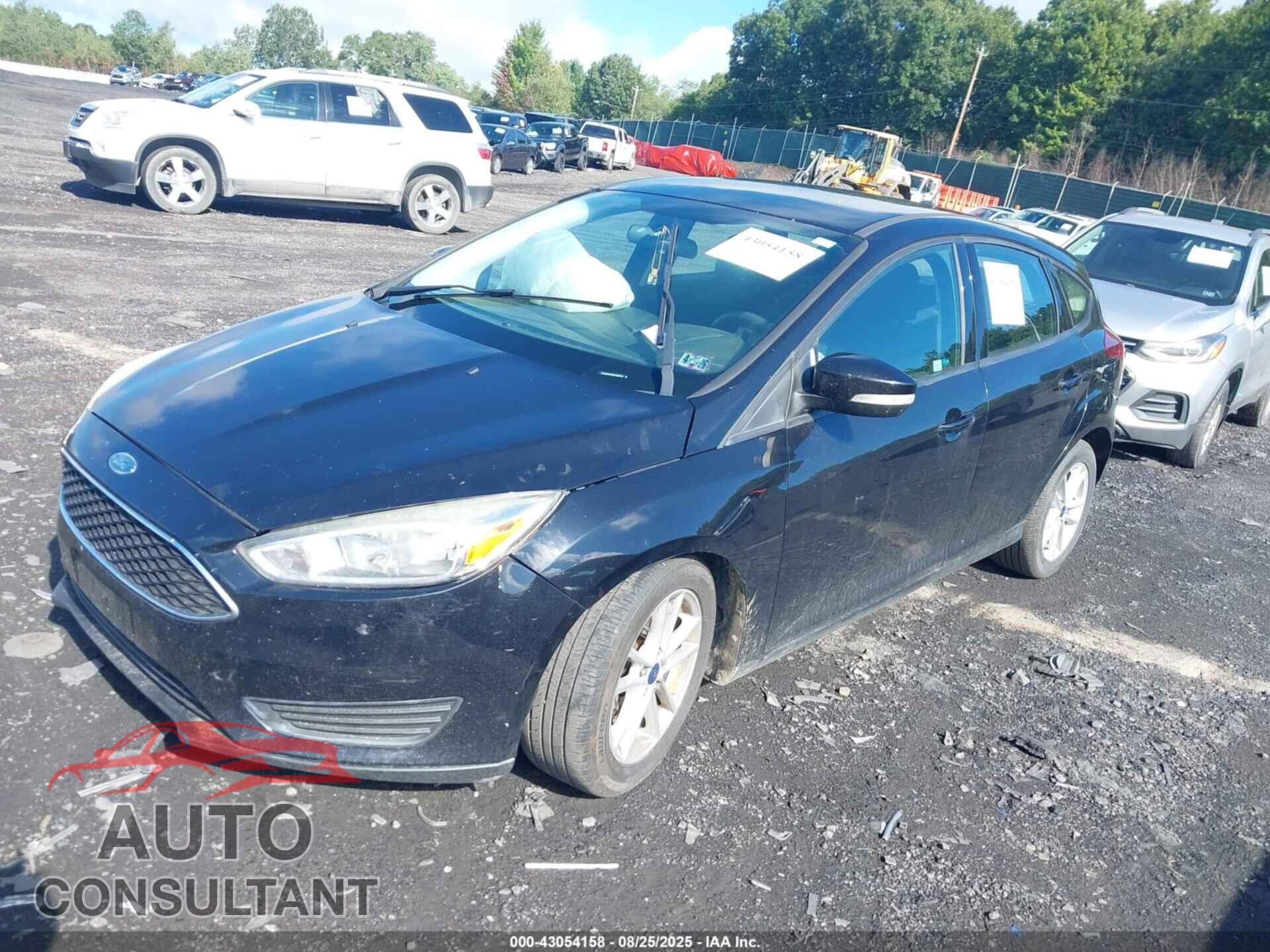 FORD FOCUS 2017 - 1FADP3K23HL293812