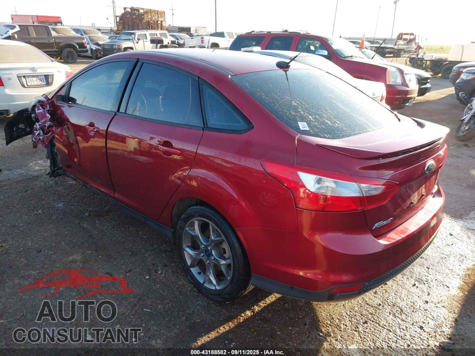 FORD FOCUS 2014 - 1FADP3F2XEL444182