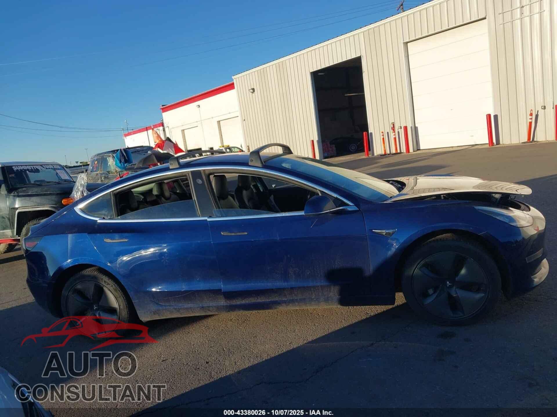 TESLA MODEL 3 2018 - 5YJ3E1EA2JF036720
