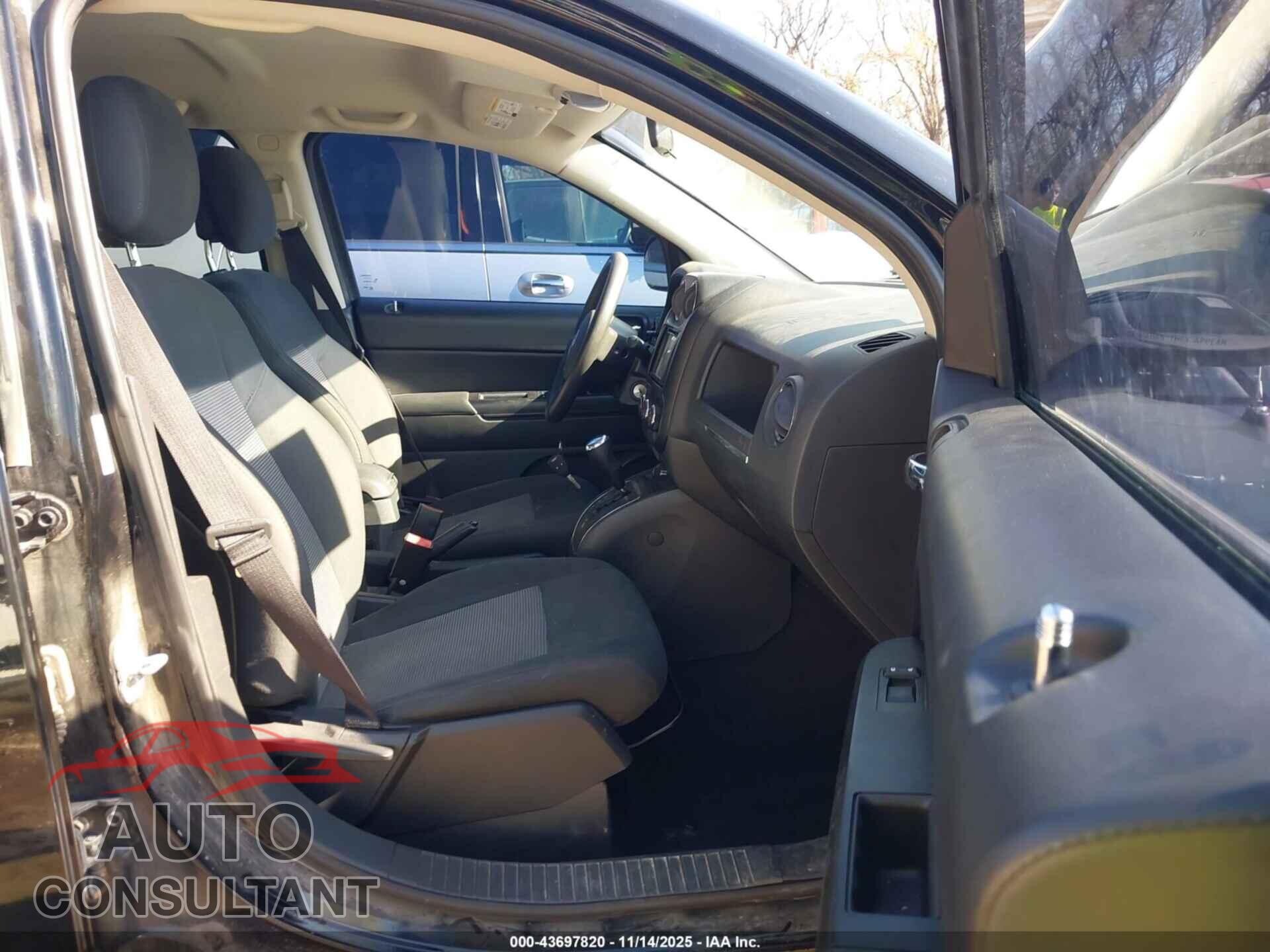 JEEP COMPASS 2012 - 1C4NJDBB3CD676092