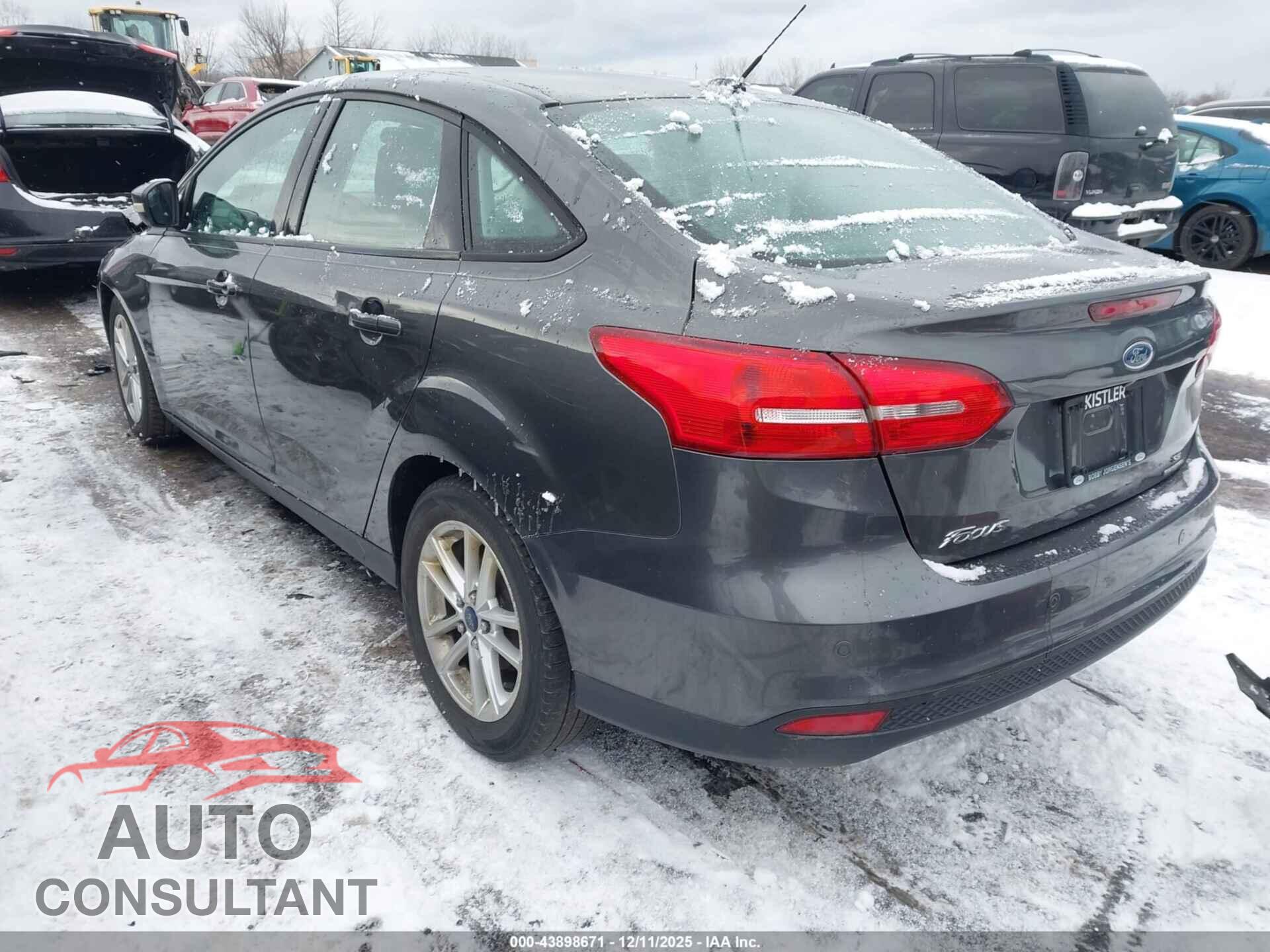 FORD FOCUS 2015 - 1FADP3F23FL305514