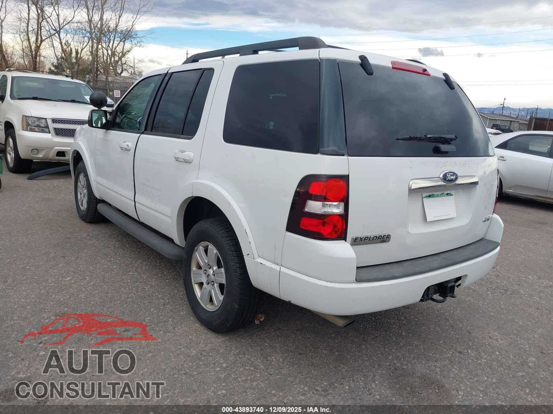 FORD EXPLORER 2010 - 1FMEU7DE4AUB13089
