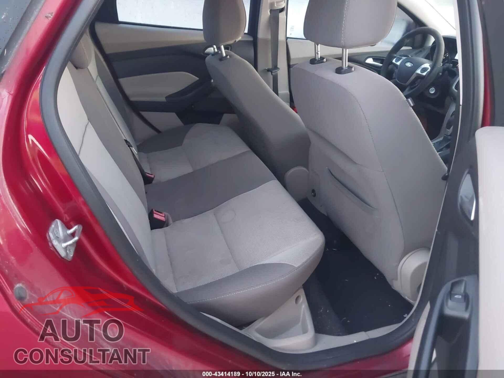 FORD FOCUS 2013 - 1FADP3F2XDL332500