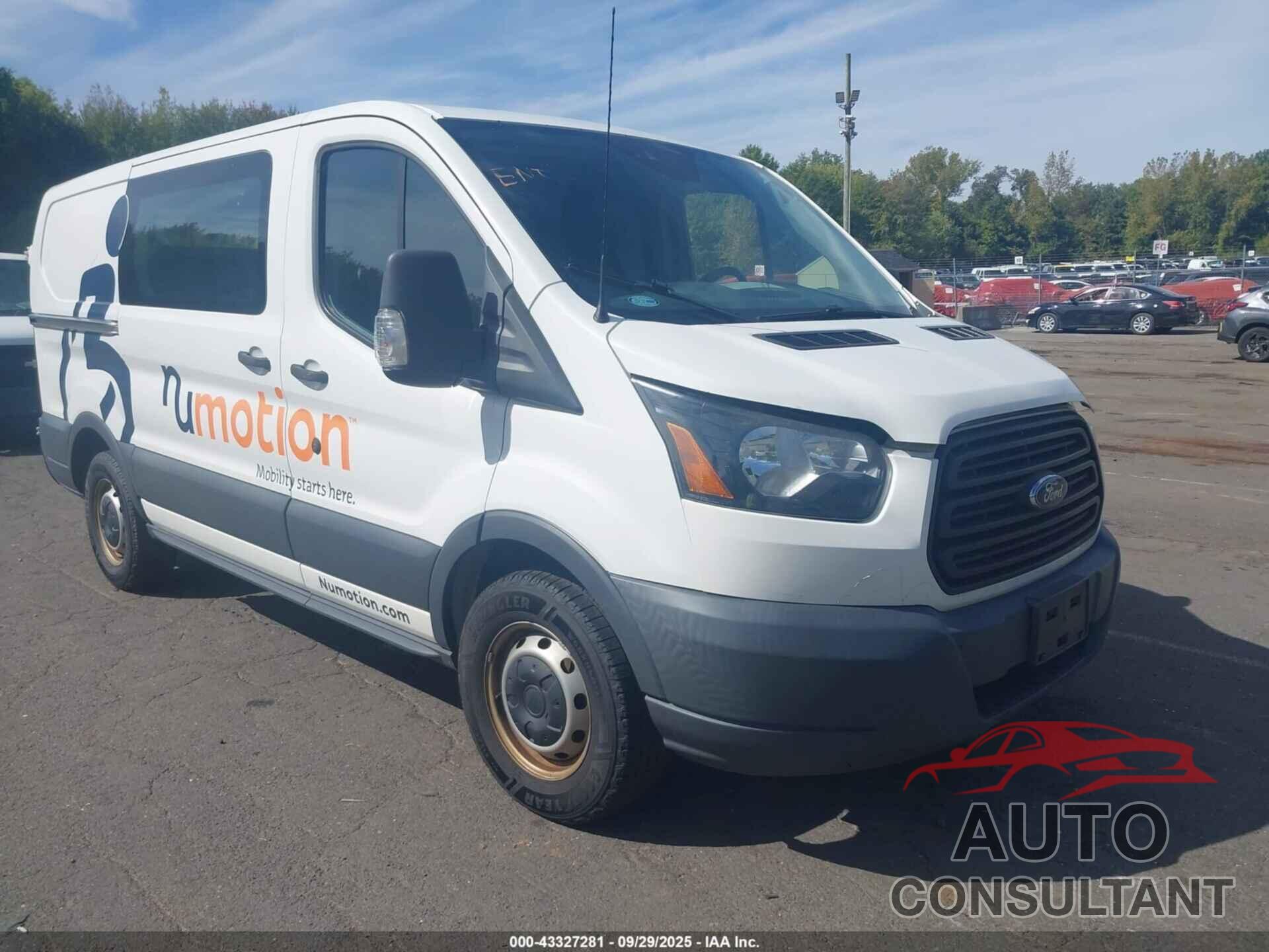 FORD TRANSIT-150 2017 - 1FTYE1YM6HKA34610