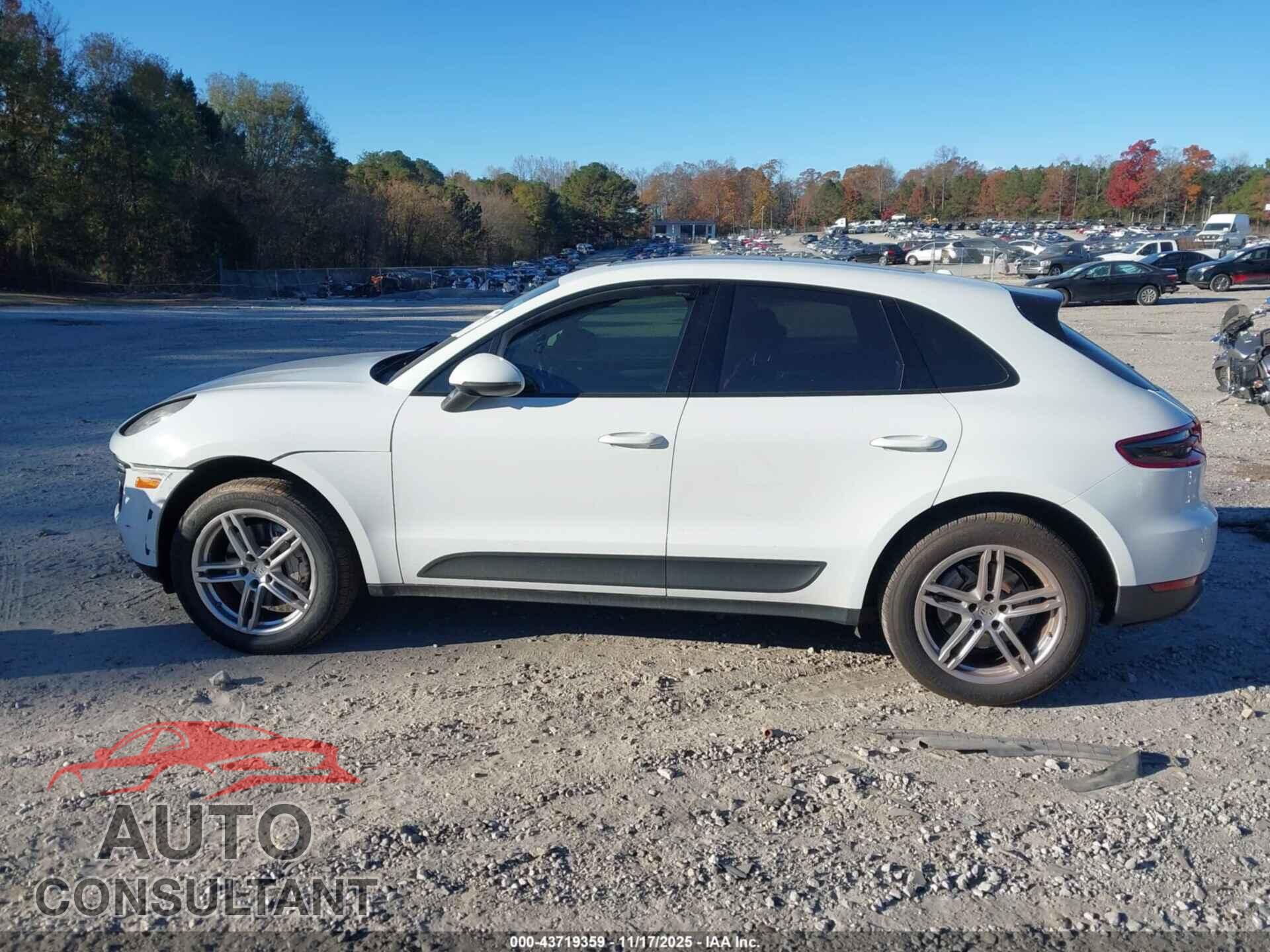 PORSCHE MACAN 2016 - WP1AB2A55GLB56773