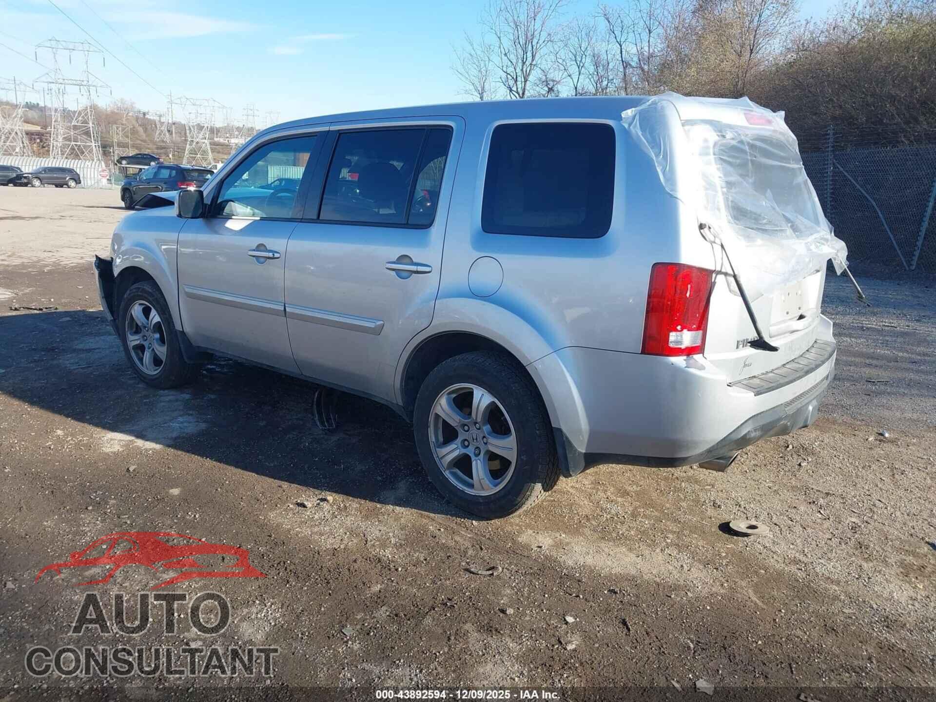 HONDA PILOT 2013 - 5FNYF4H41DB078021