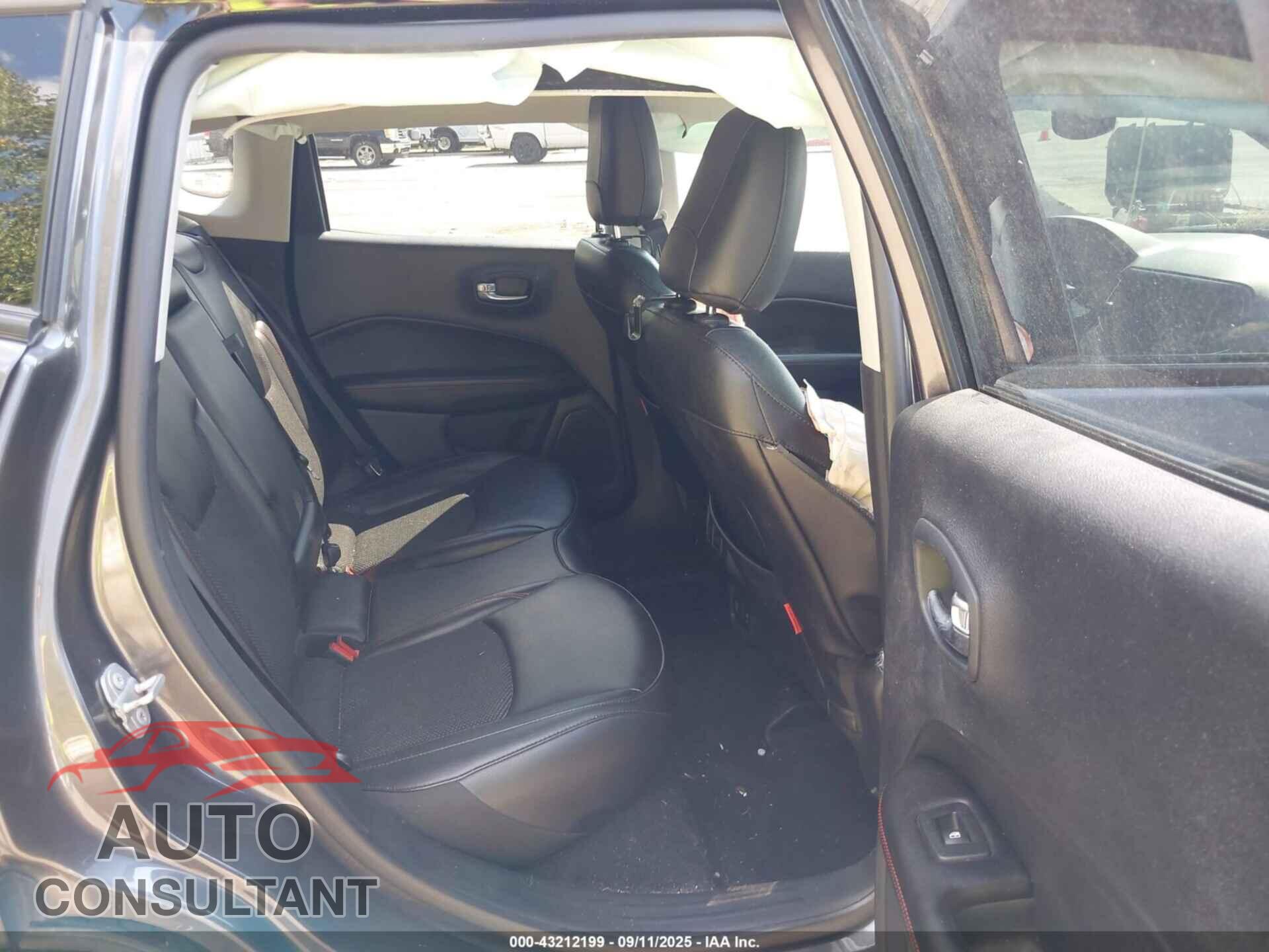 JEEP COMPASS 2021 - 3C4NJDDB5MT556478
