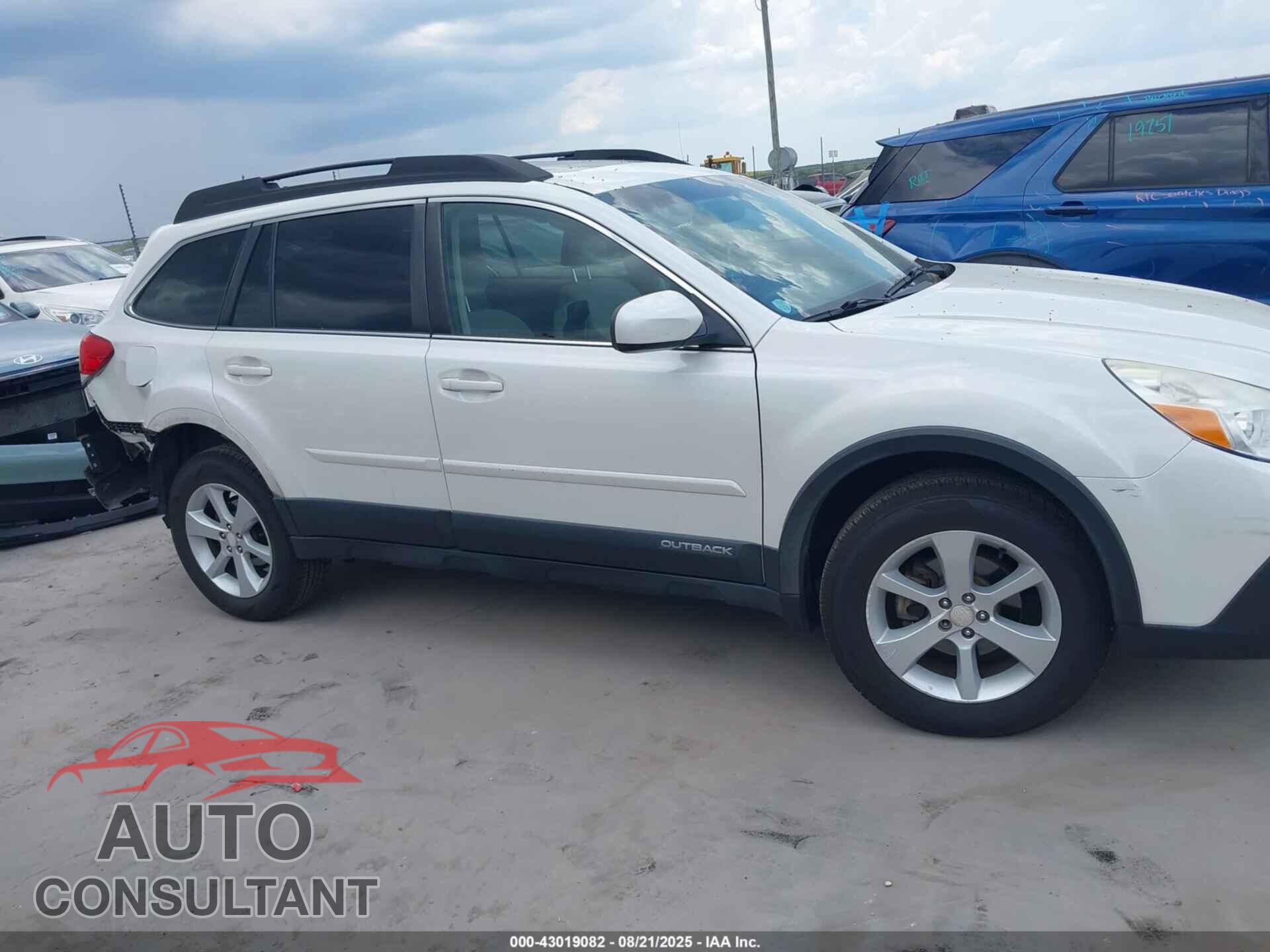 SUBARU OUTBACK 2014 - 4S4BRBDC8E3263823