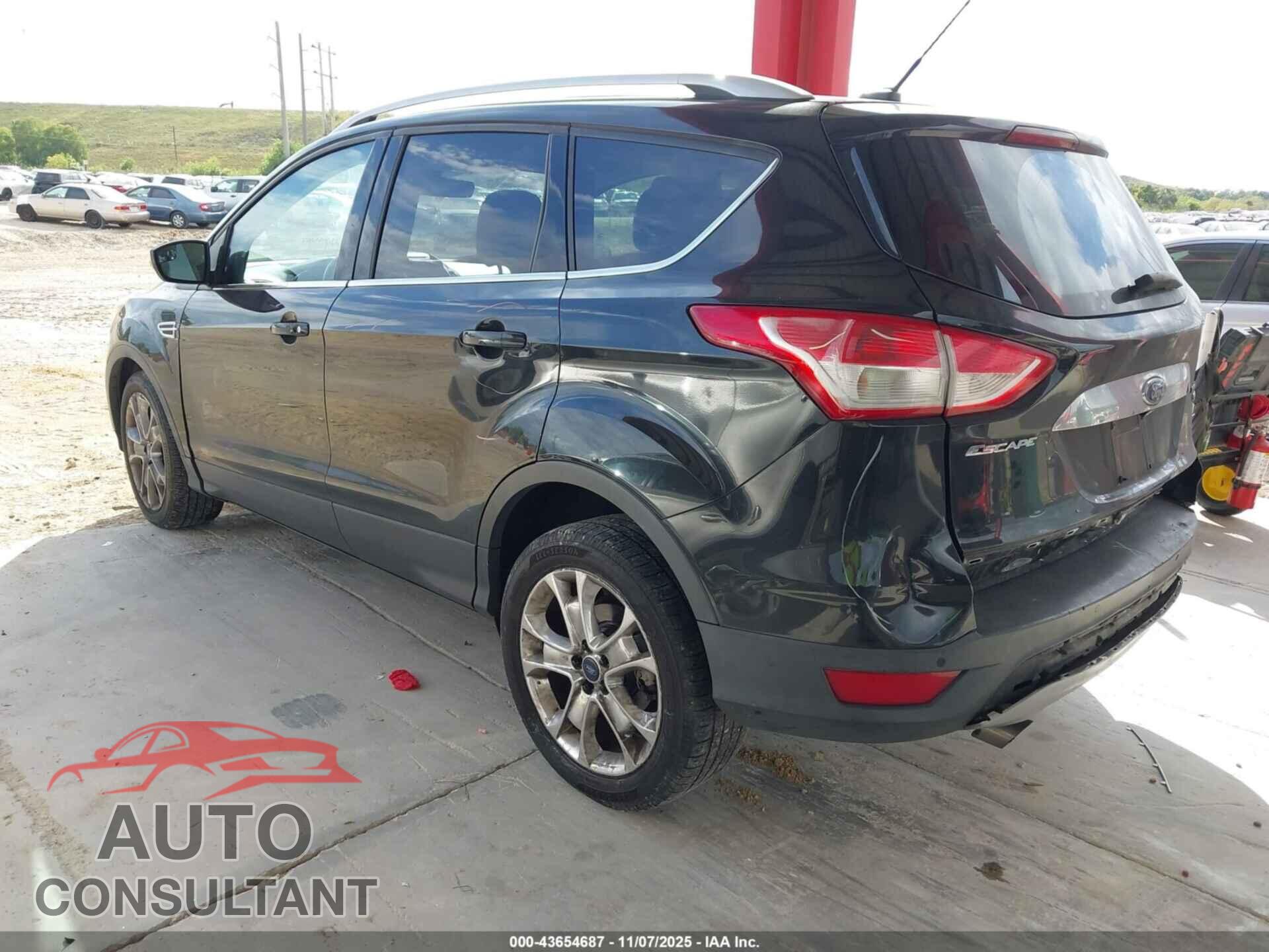 FORD ESCAPE 2015 - 1FMCU9J96FUC28343