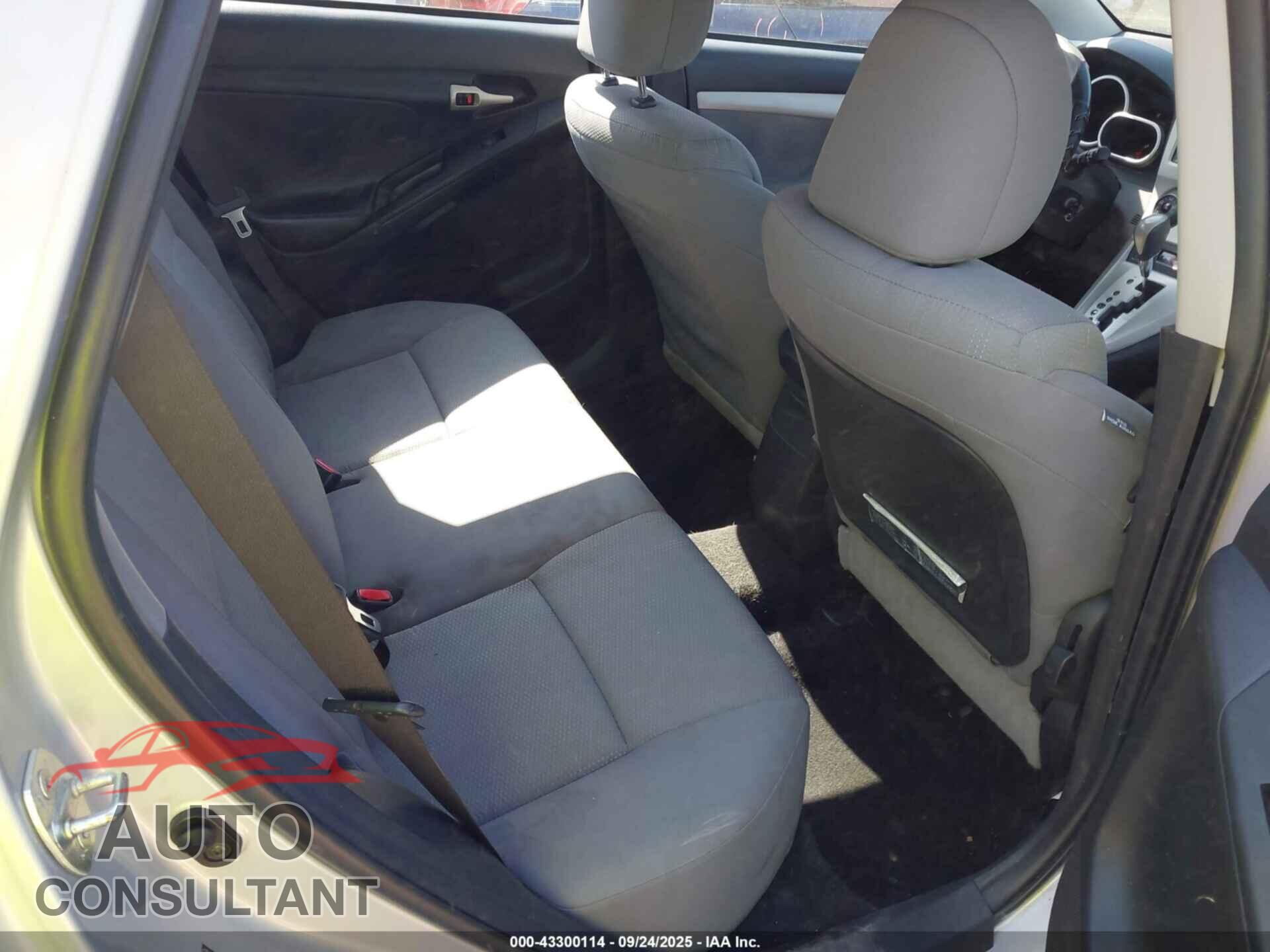TOYOTA MATRIX 2013 - 2T1LE4EE6DC023742