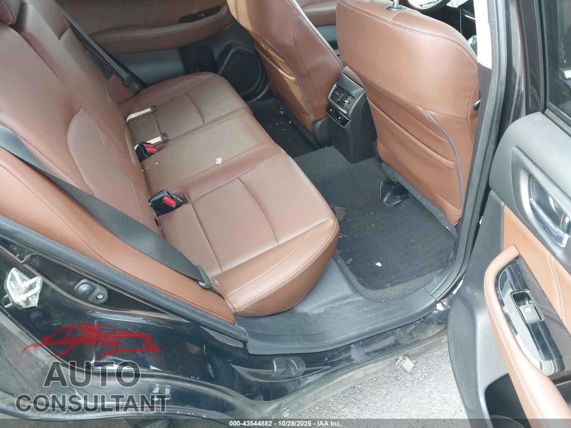 SUBARU OUTBACK 2017 - 4S4BSETC6H3244473
