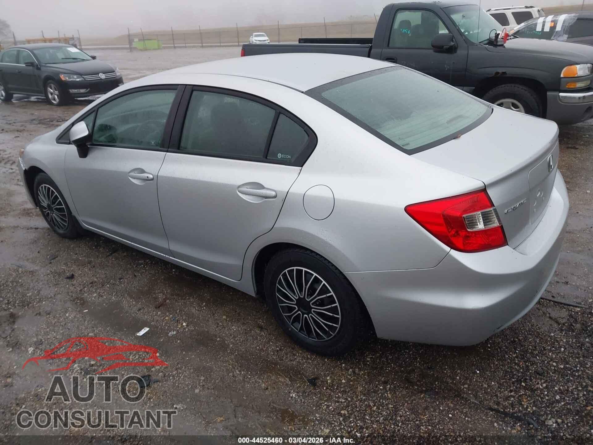 HONDA CIVIC 2012 - 2HGFB2F55CH303618
