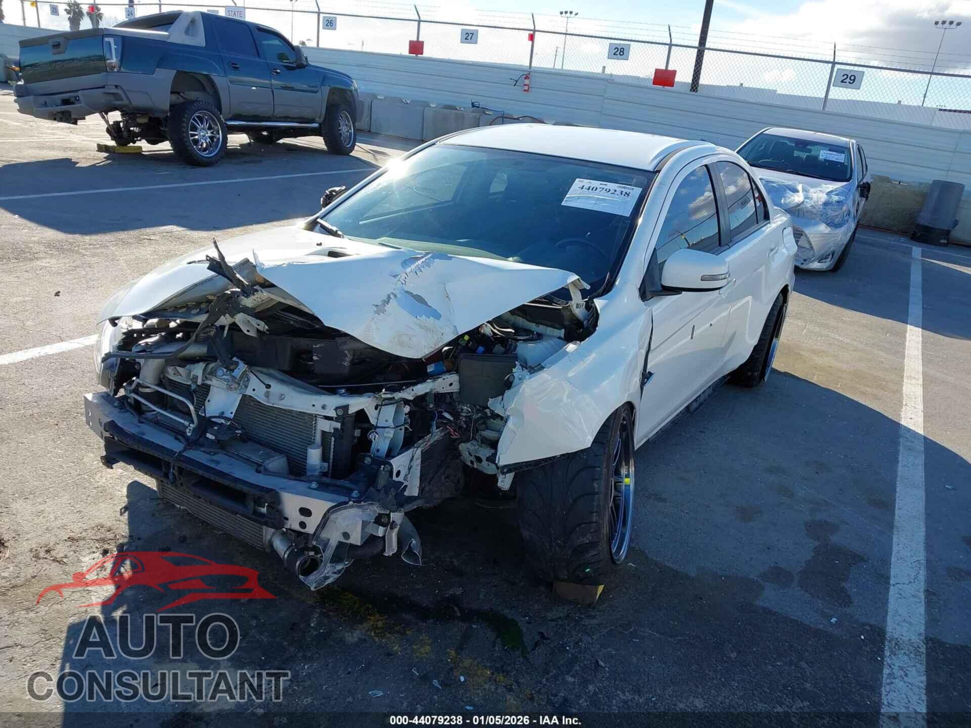 MITSUBISHI LANCER EVOLUTION 2015 - JA32W8FV2FU018220