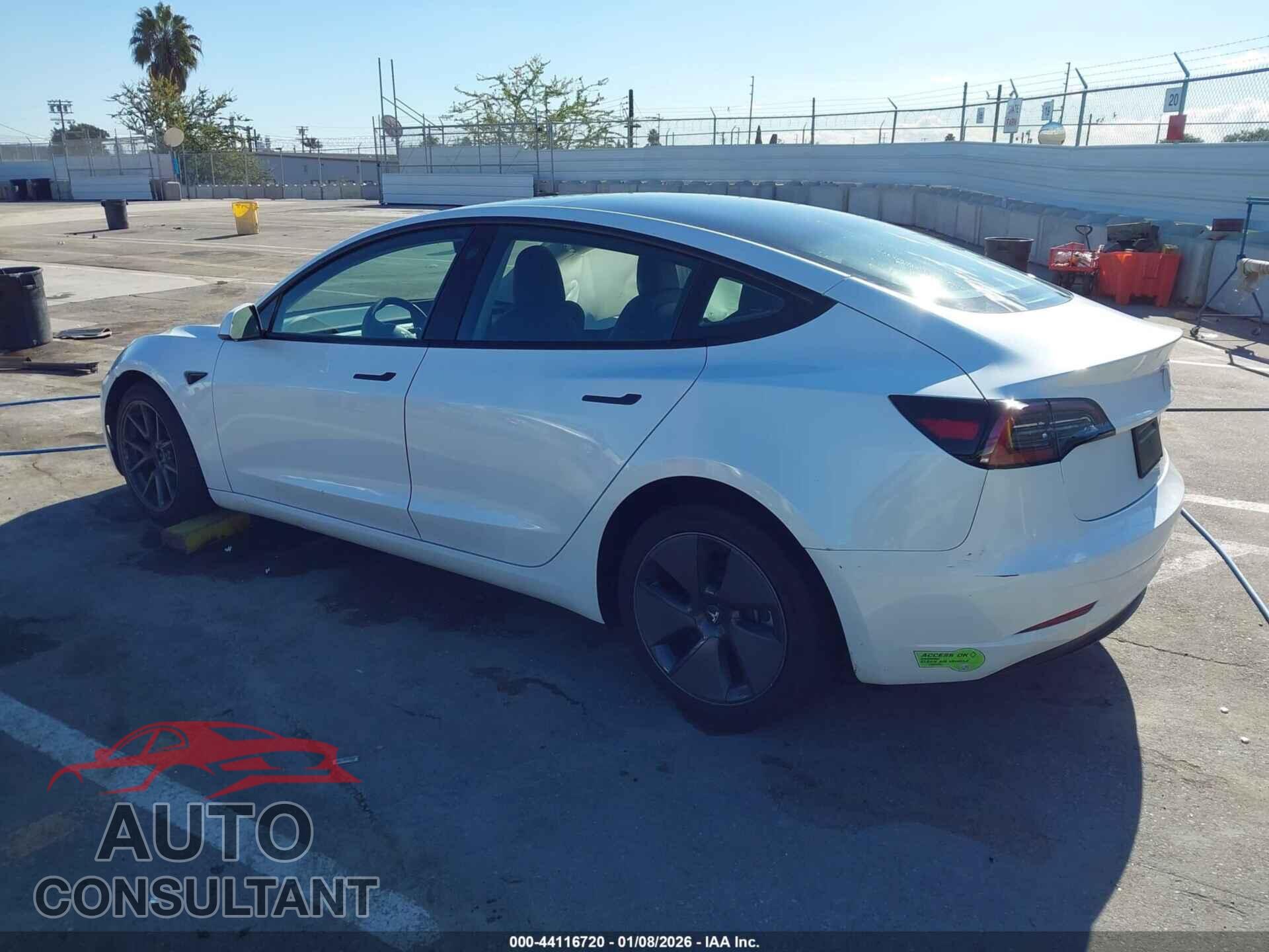 TESLA MODEL 3 2023 - 5YJ3E1EA2PF556473