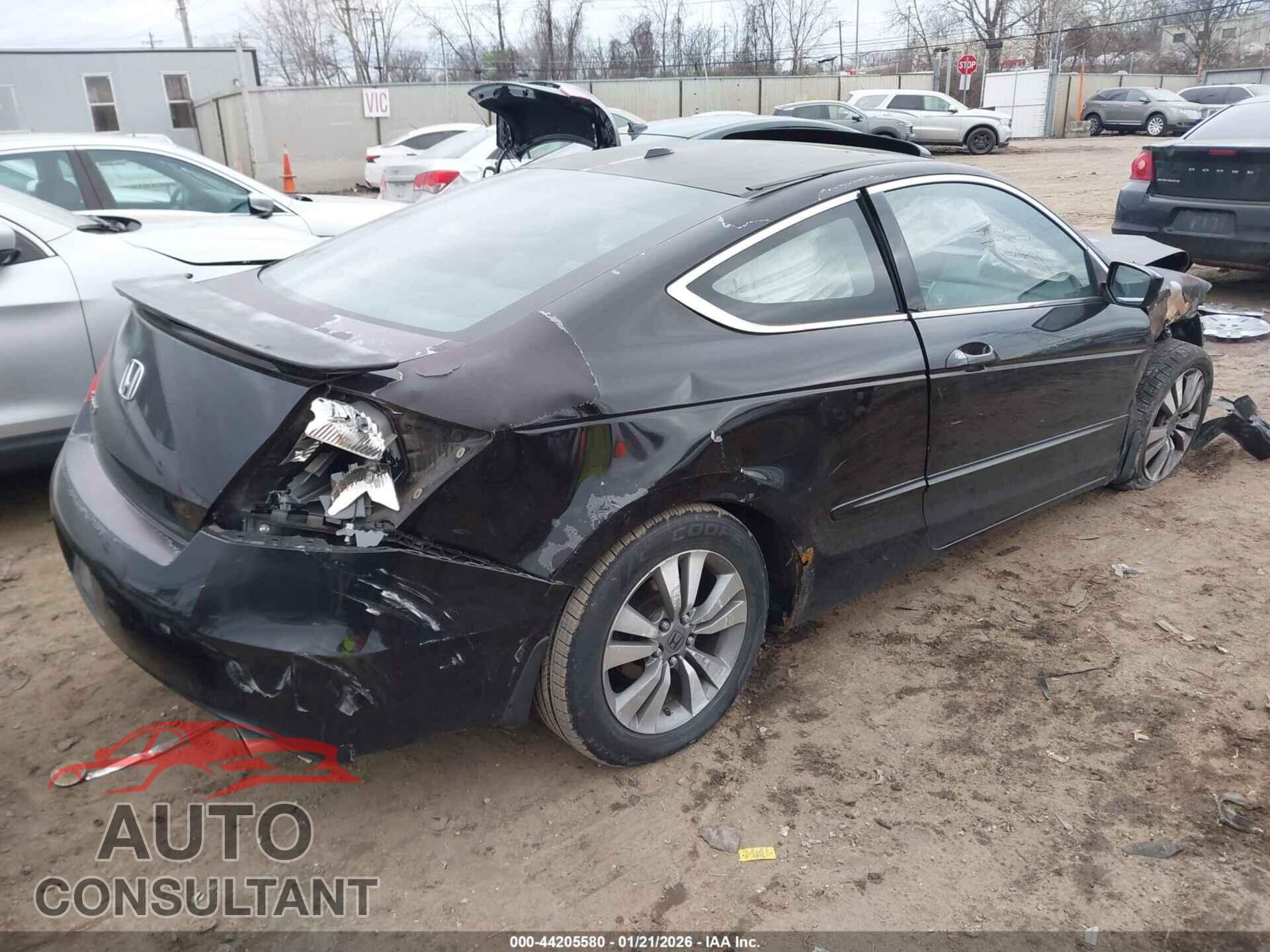 HONDA ACCORD 2012 - 1HGCS1B82CA011629