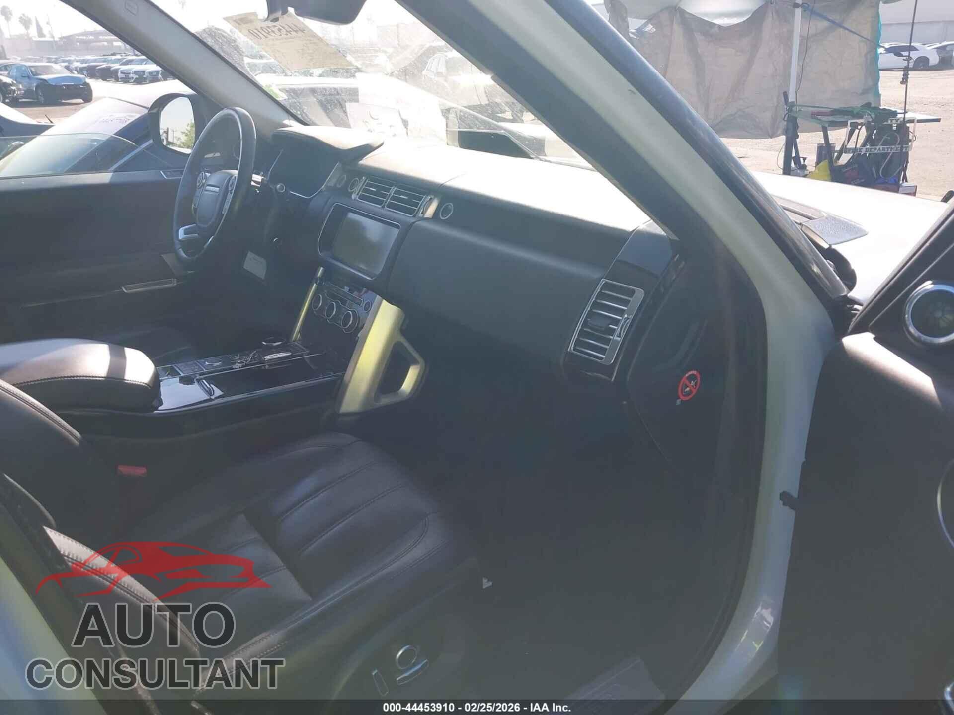 LAND ROVER RANGE ROVER 2017 - SALGS2FKXHA353034