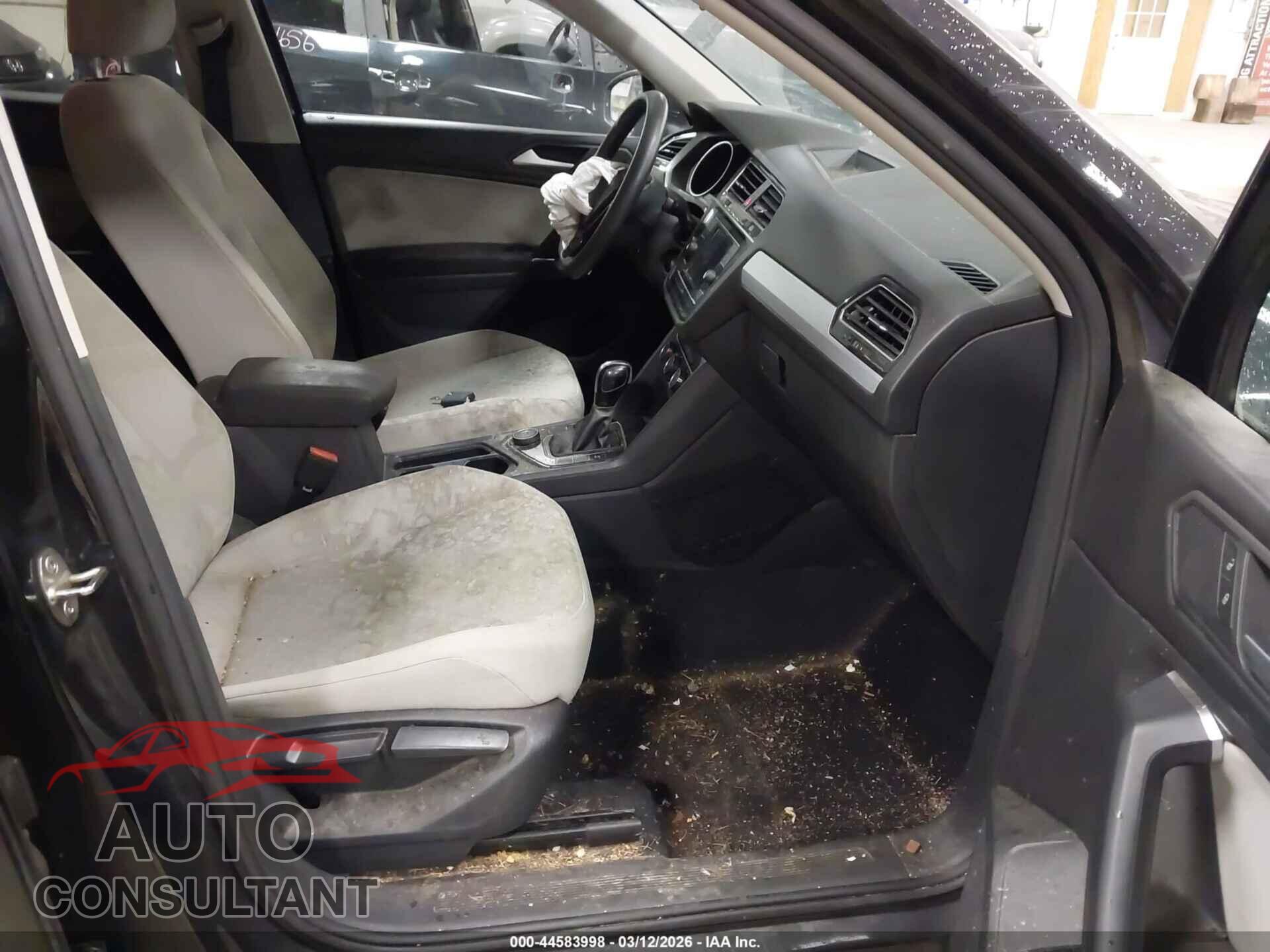 VOLKSWAGEN TIGUAN 2020 - 3VV0B7AX2LM058564